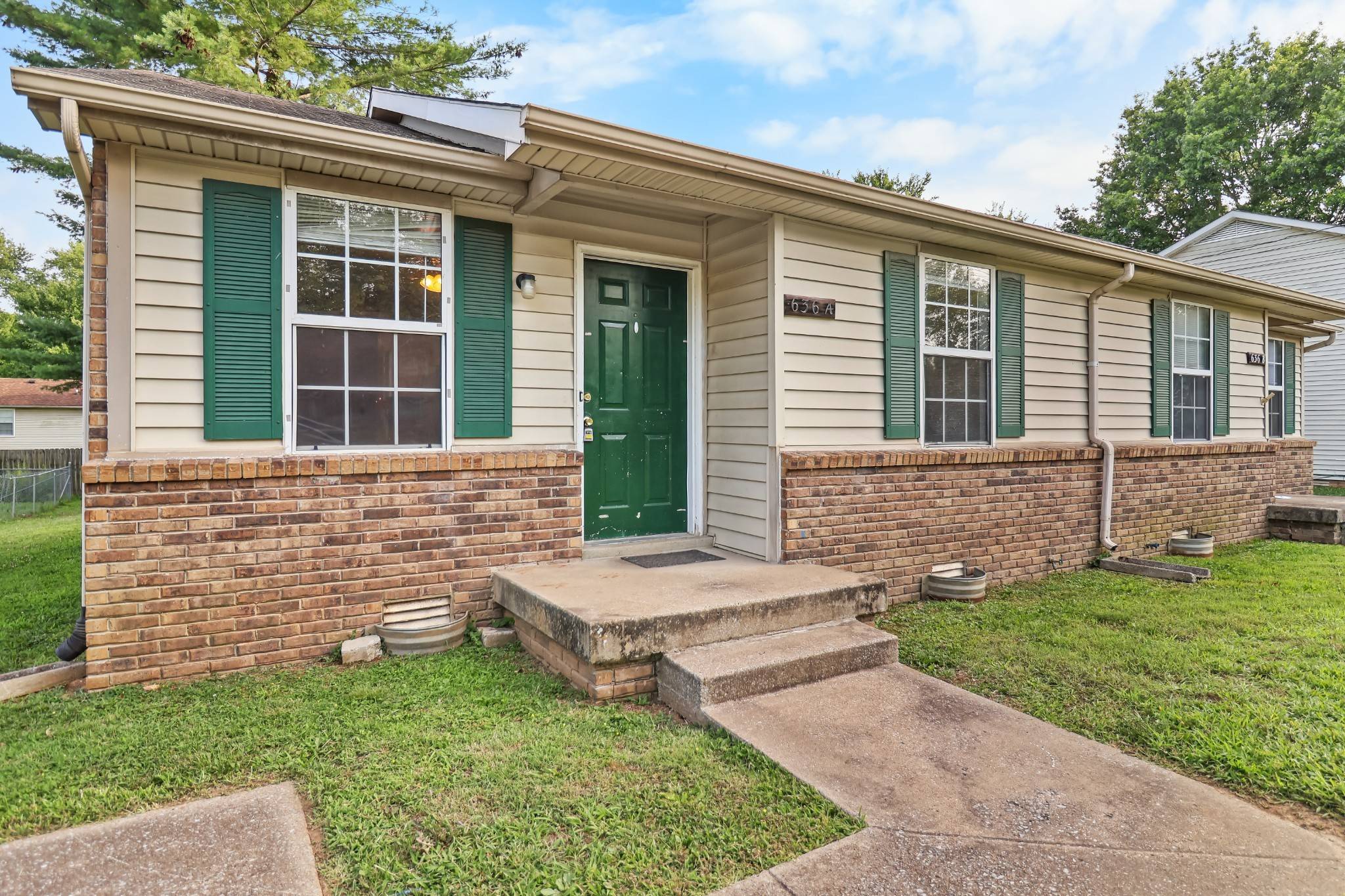 636 R S Bradley Blvd, Clarksville, TN 37042