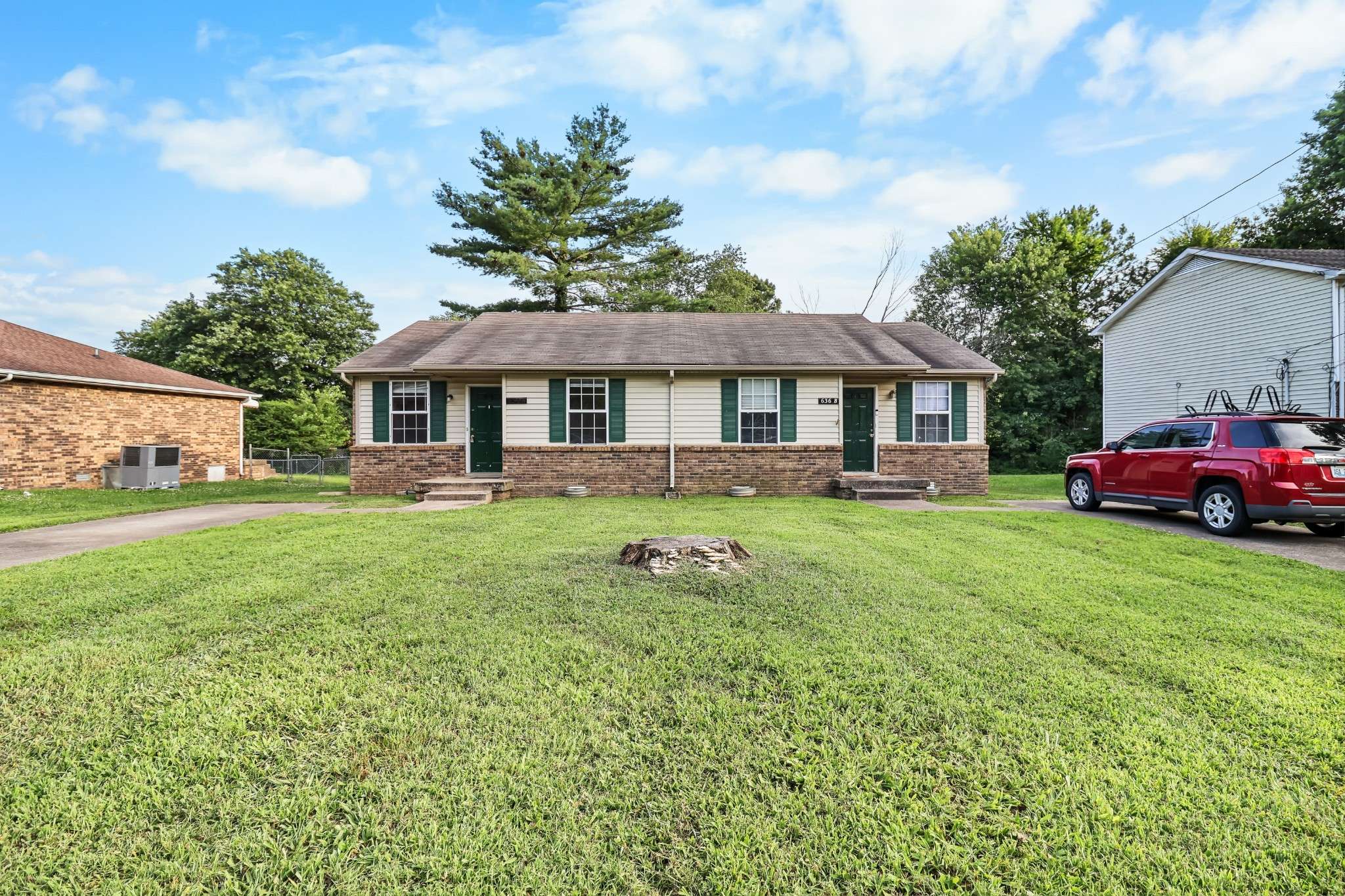 636 R S Bradley Blvd, Clarksville, TN 37042