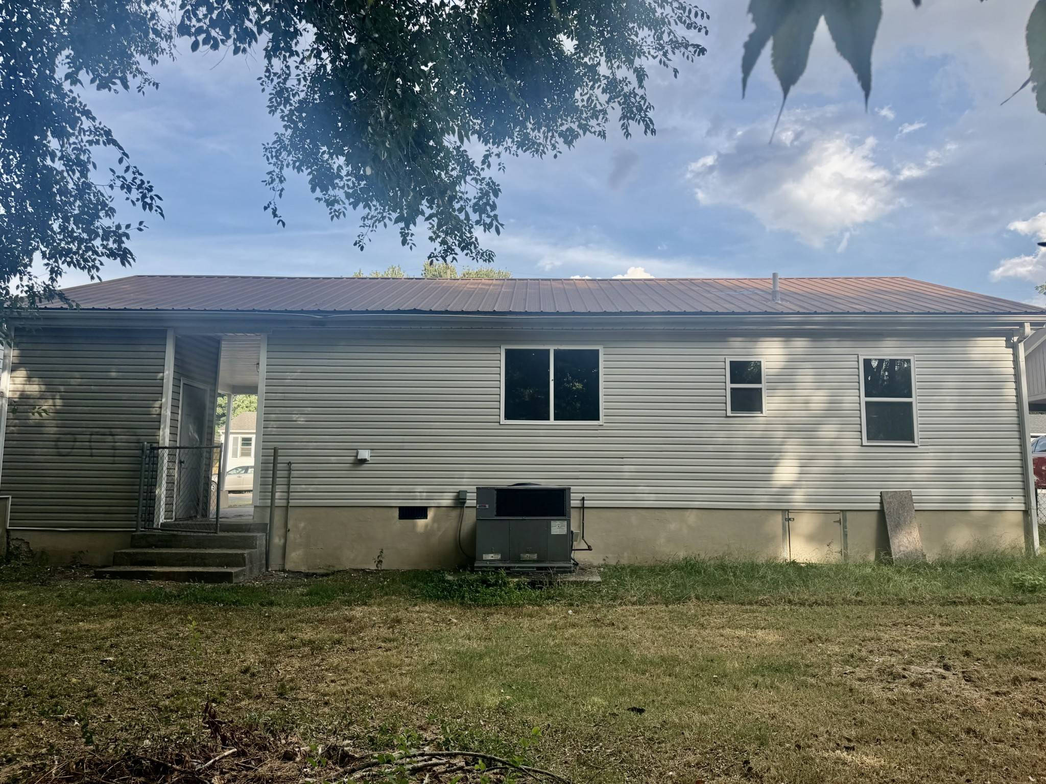 155 N Kentucky Ave, Hopkinsville, KY 42240