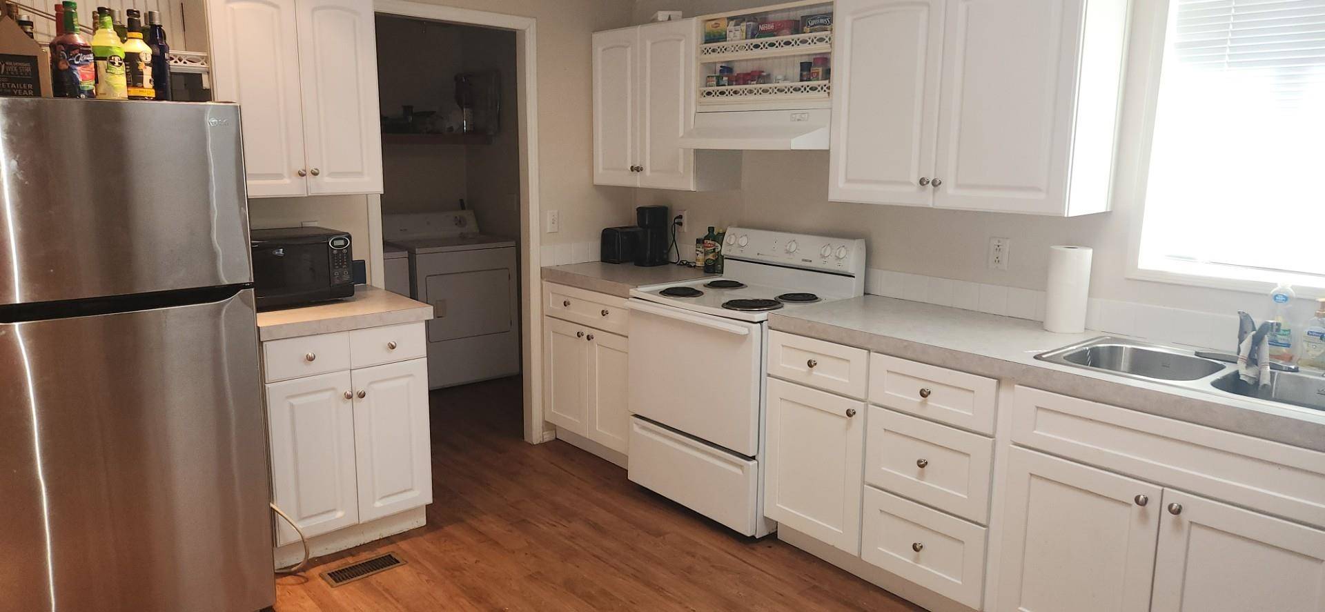 13020 N West Newman Lake Dr ##14, Newman Lake, WA 99025