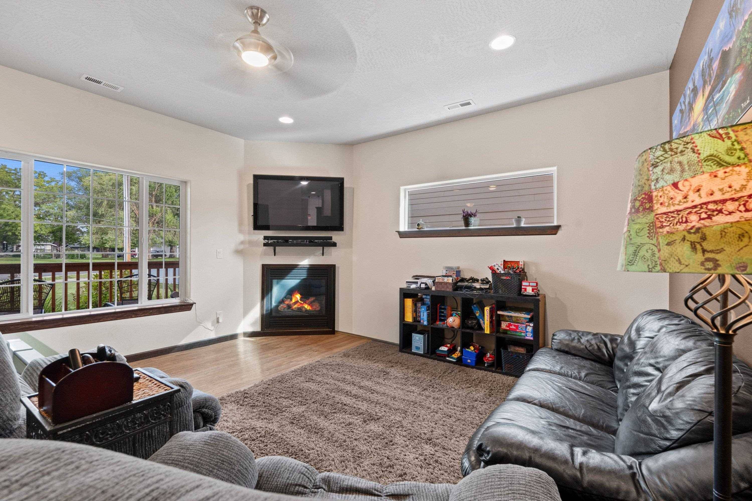 18212 E Riverway Ave, Spokane Valley, WA 99016