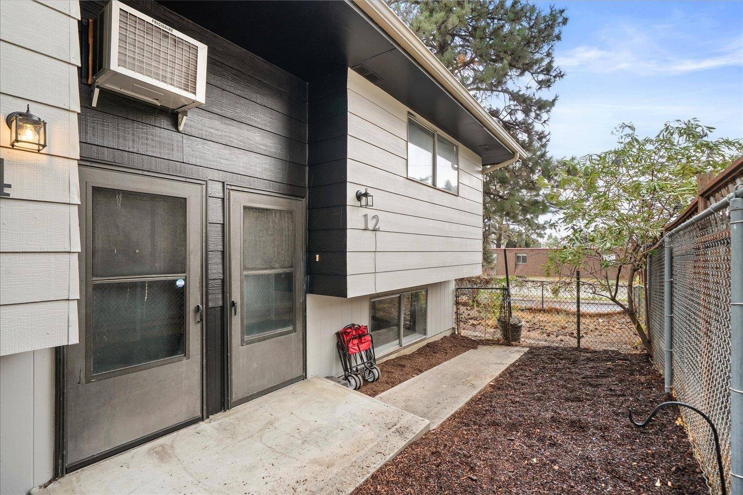 3112 E 29th Ave, Spokane, WA 99223