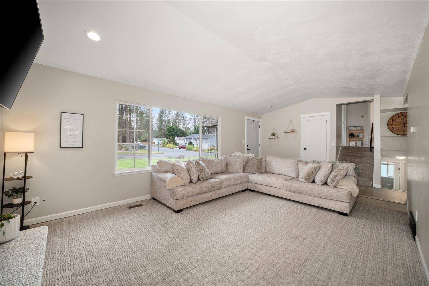 4007 E Moody Rd, Mead, WA 99021