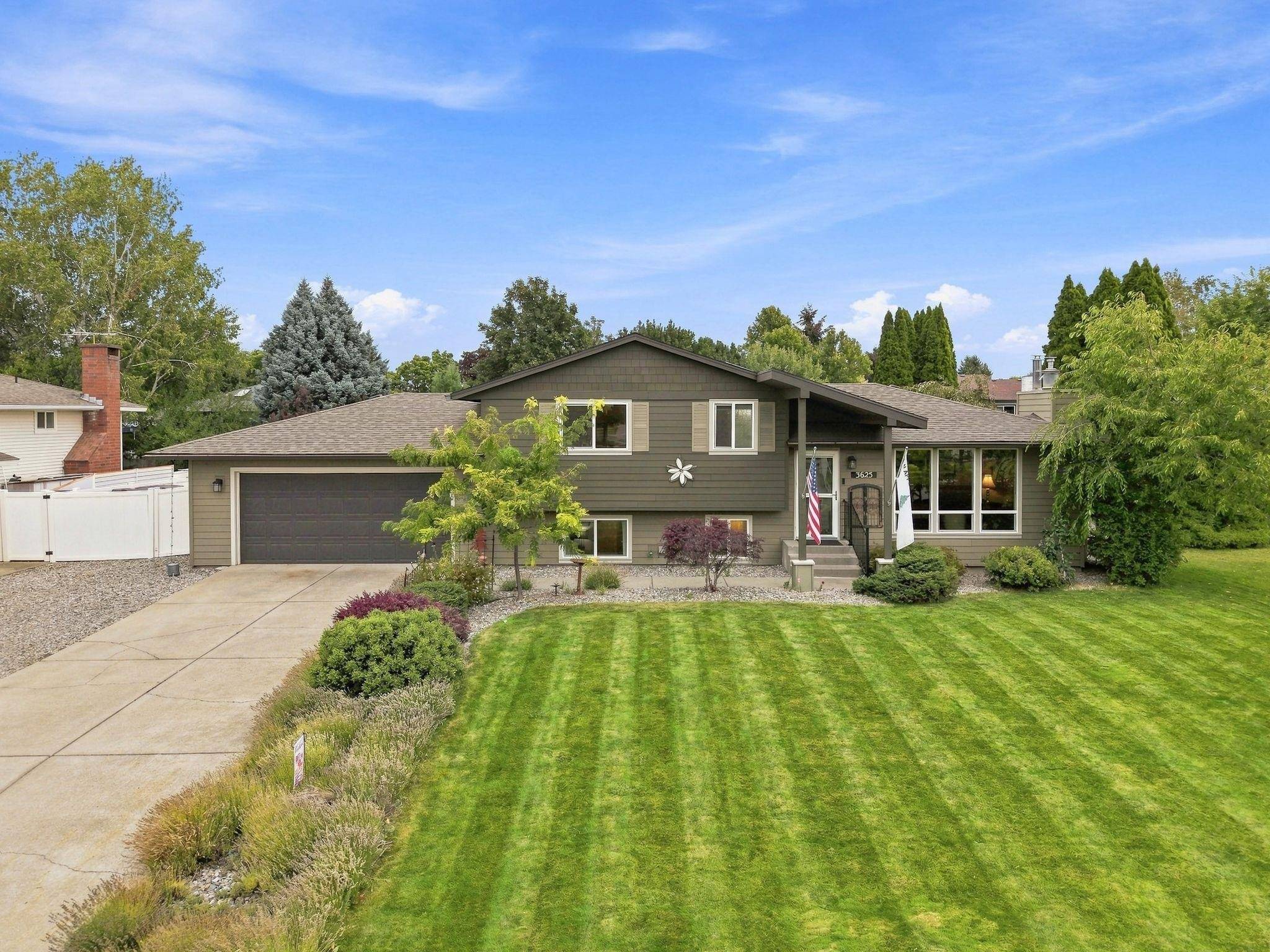 3625 S LORETTA Dr, Spokane Valley, WA 99206