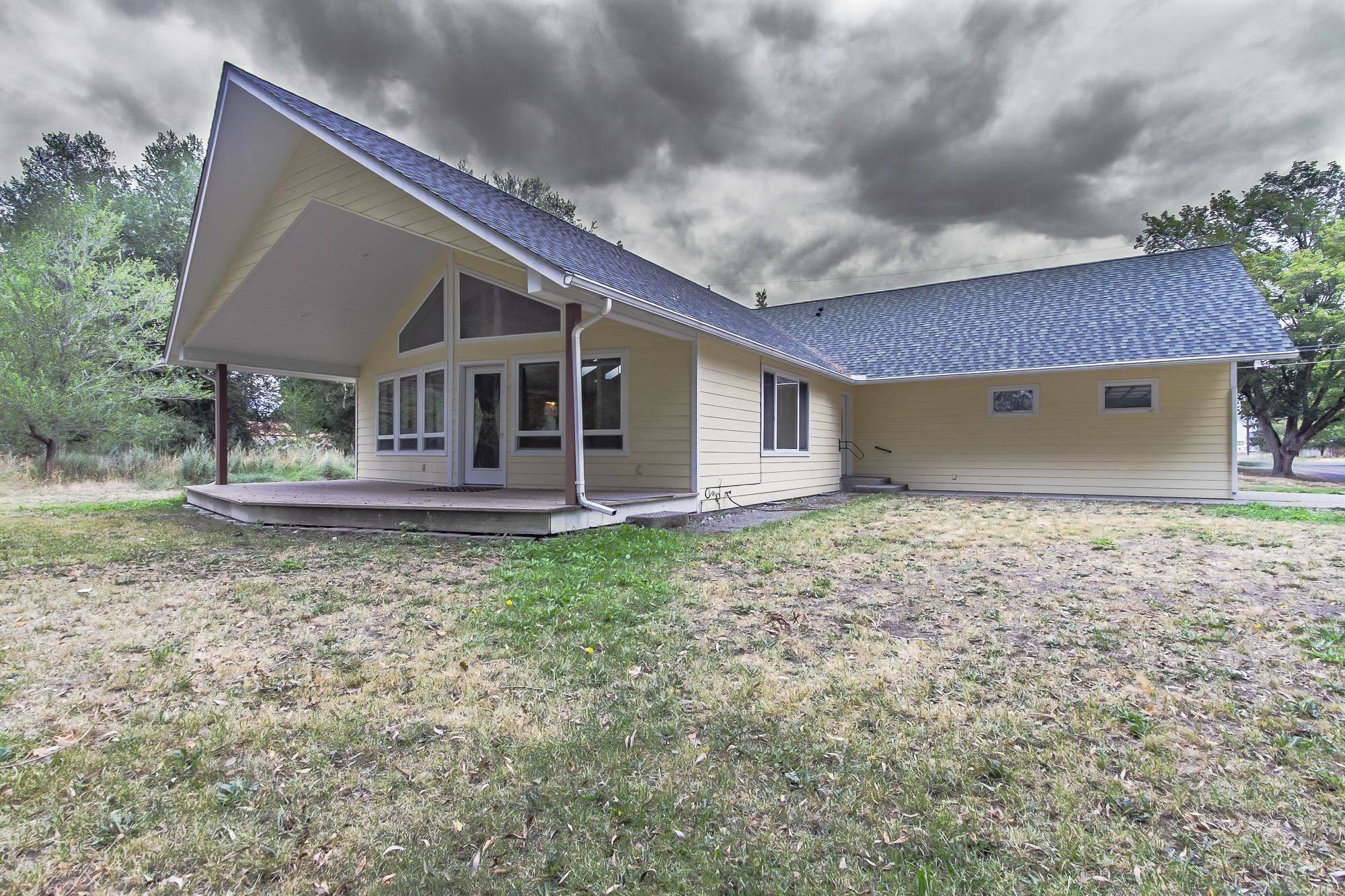 216 S 3rd Street W St, Chewelah, WA 99109