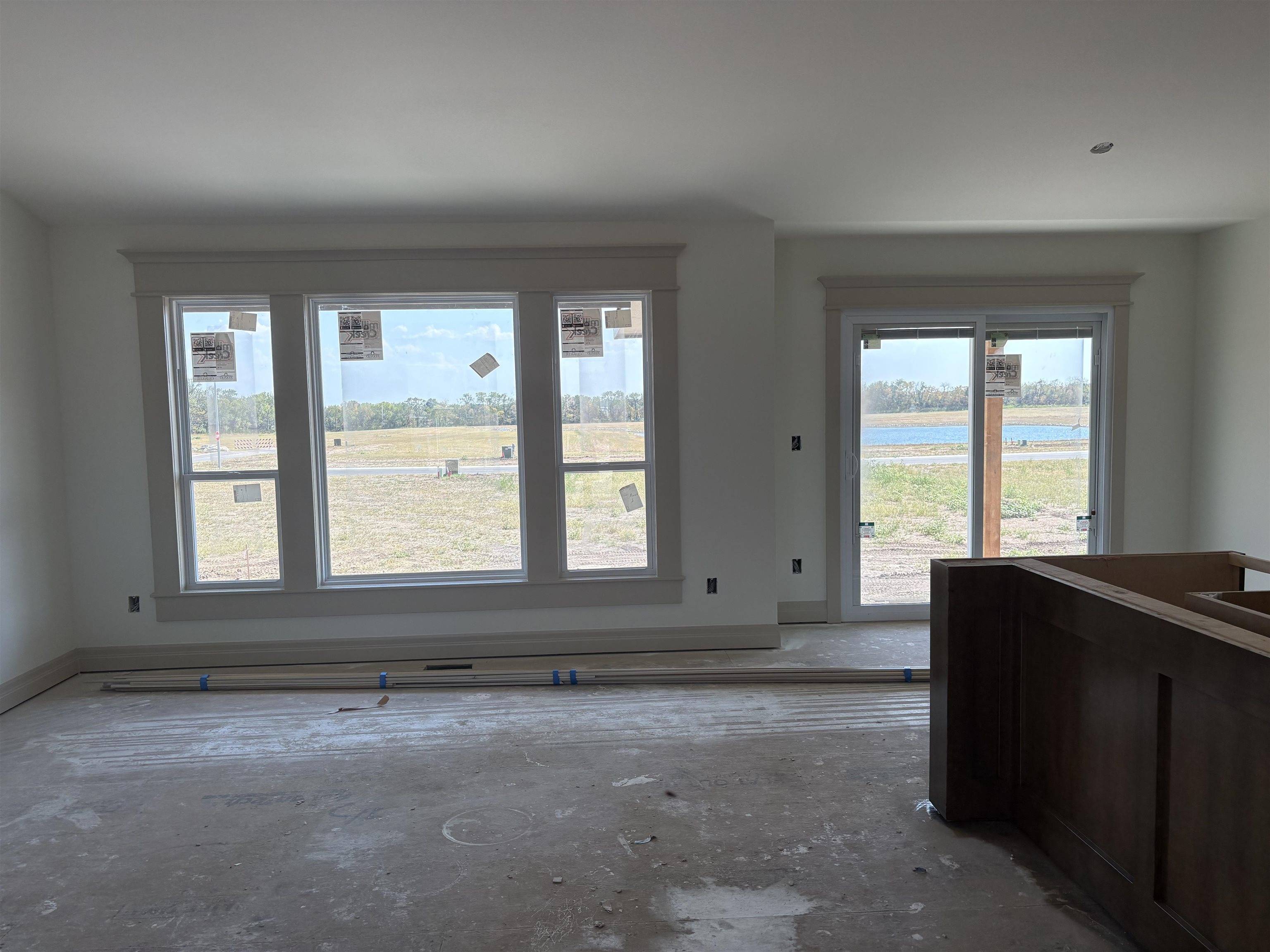 213 E Hanscom St, Derby, KS 67037