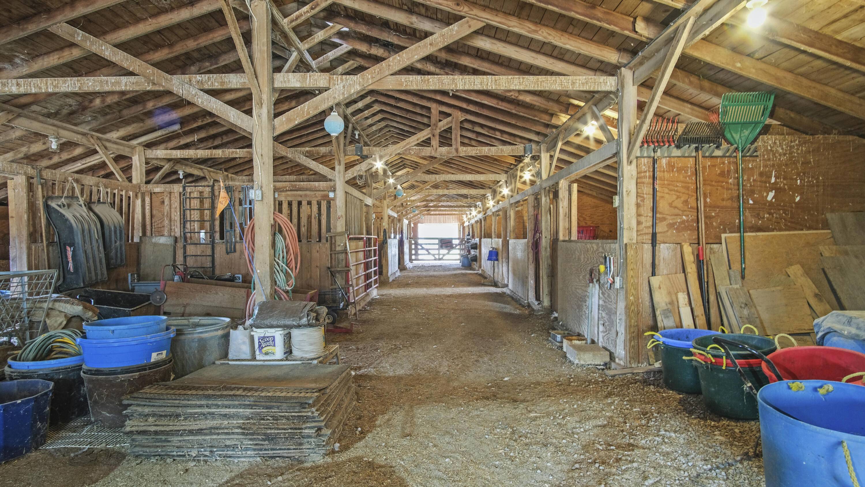 2231 W Highway, Thayer, MO 65791