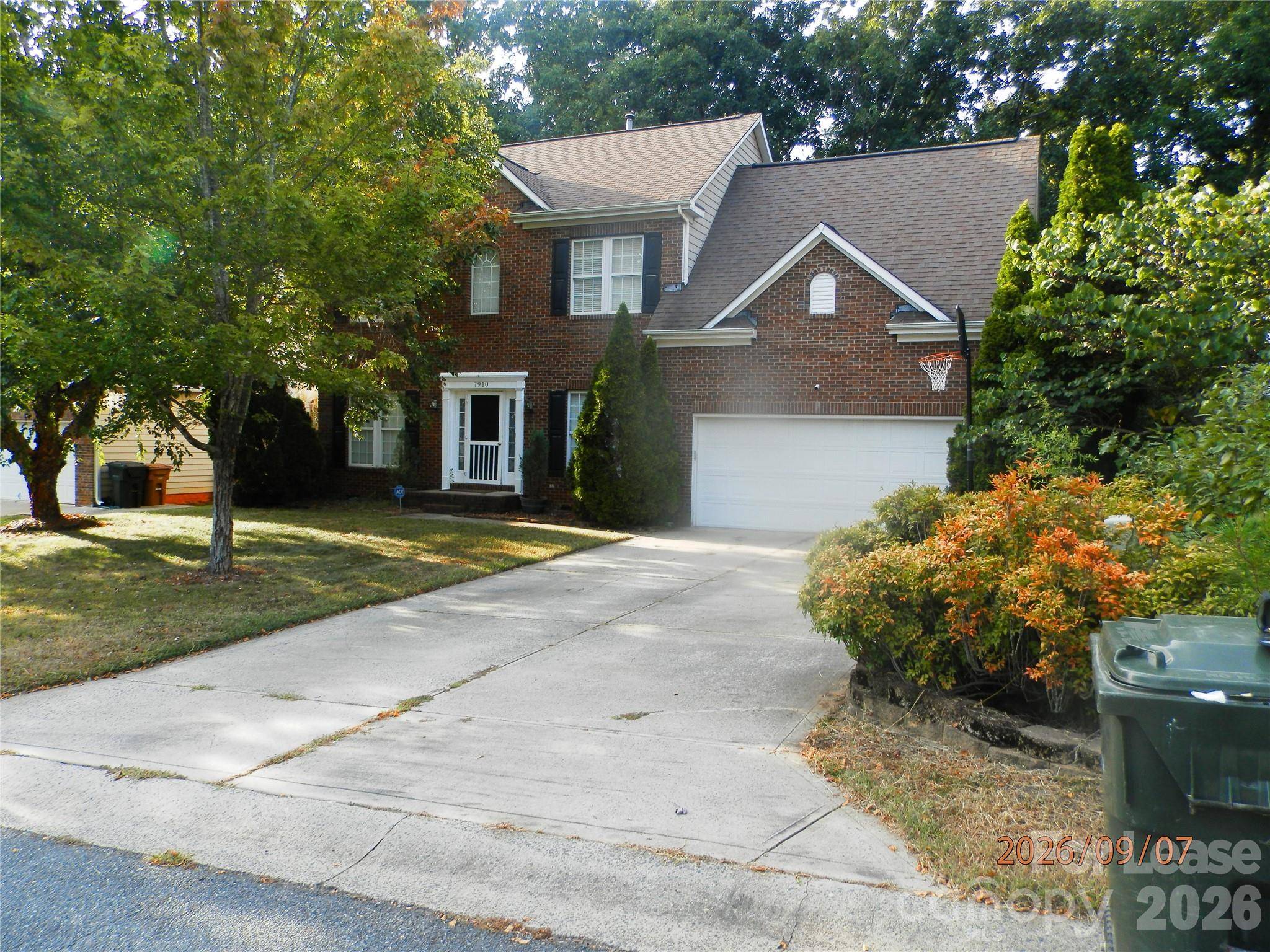 7910 Kingston DR, Waxhaw, NC 28173