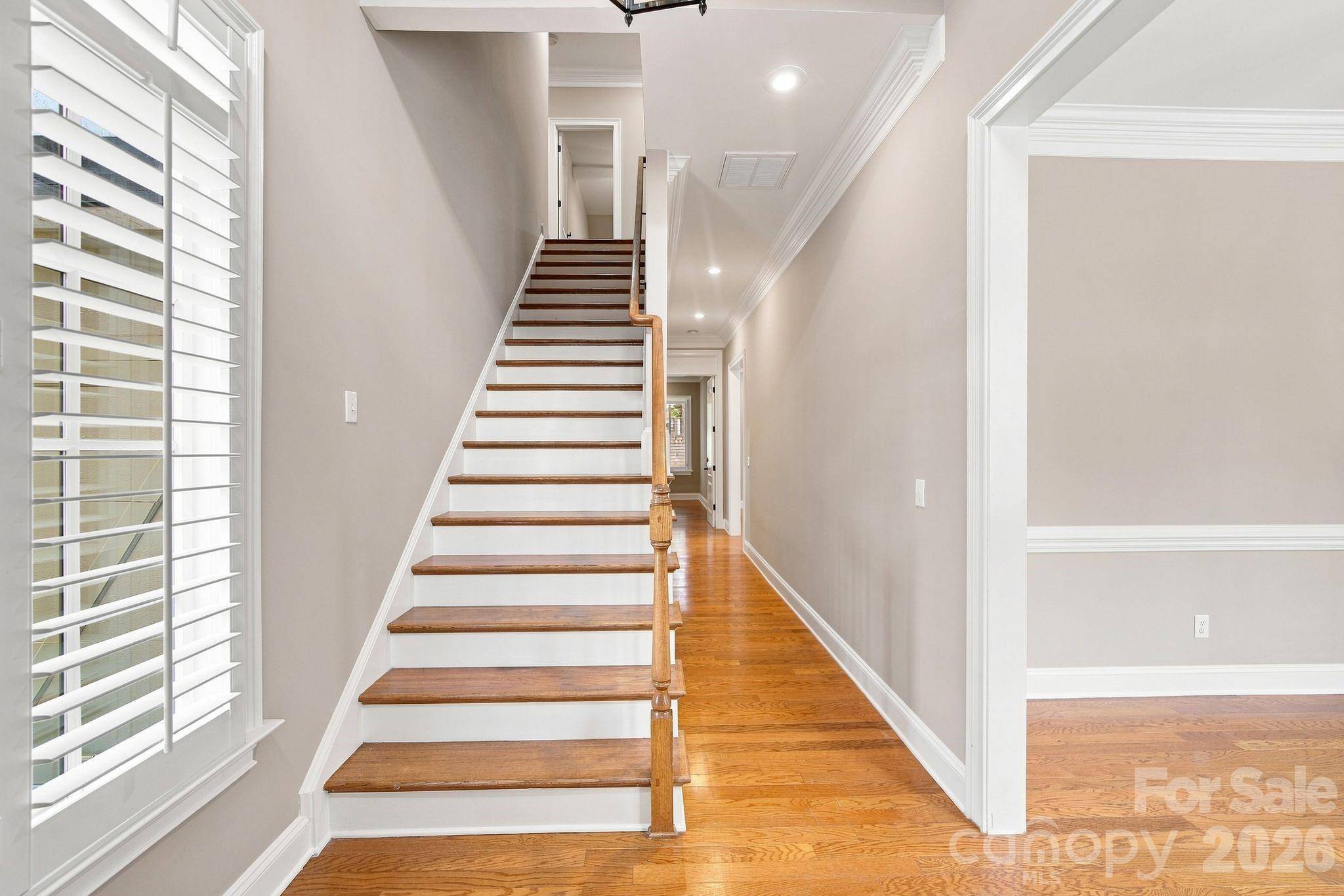 8813 Provence Village LN, Charlotte, NC 28226
