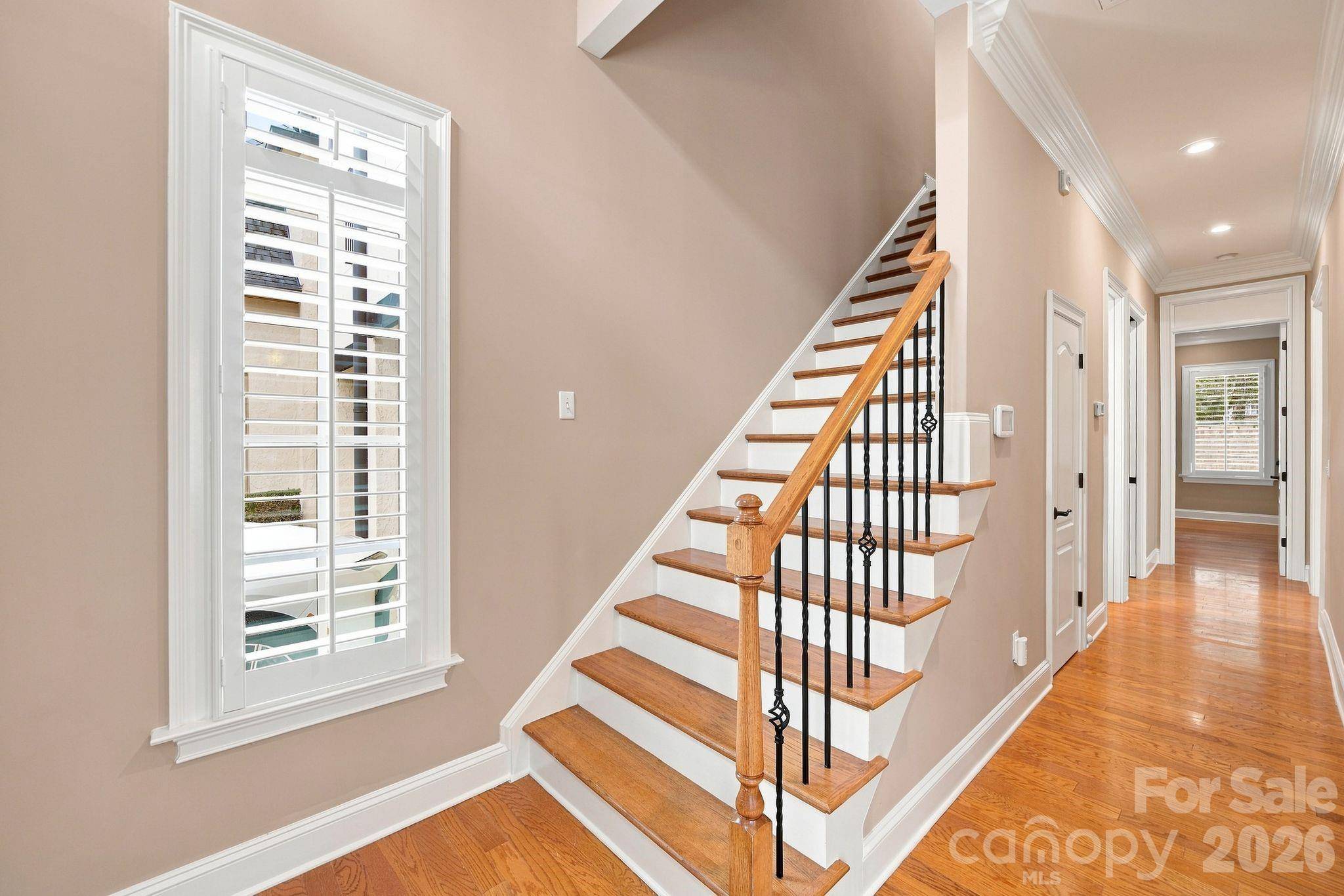 8813 Provence Village LN, Charlotte, NC 28226