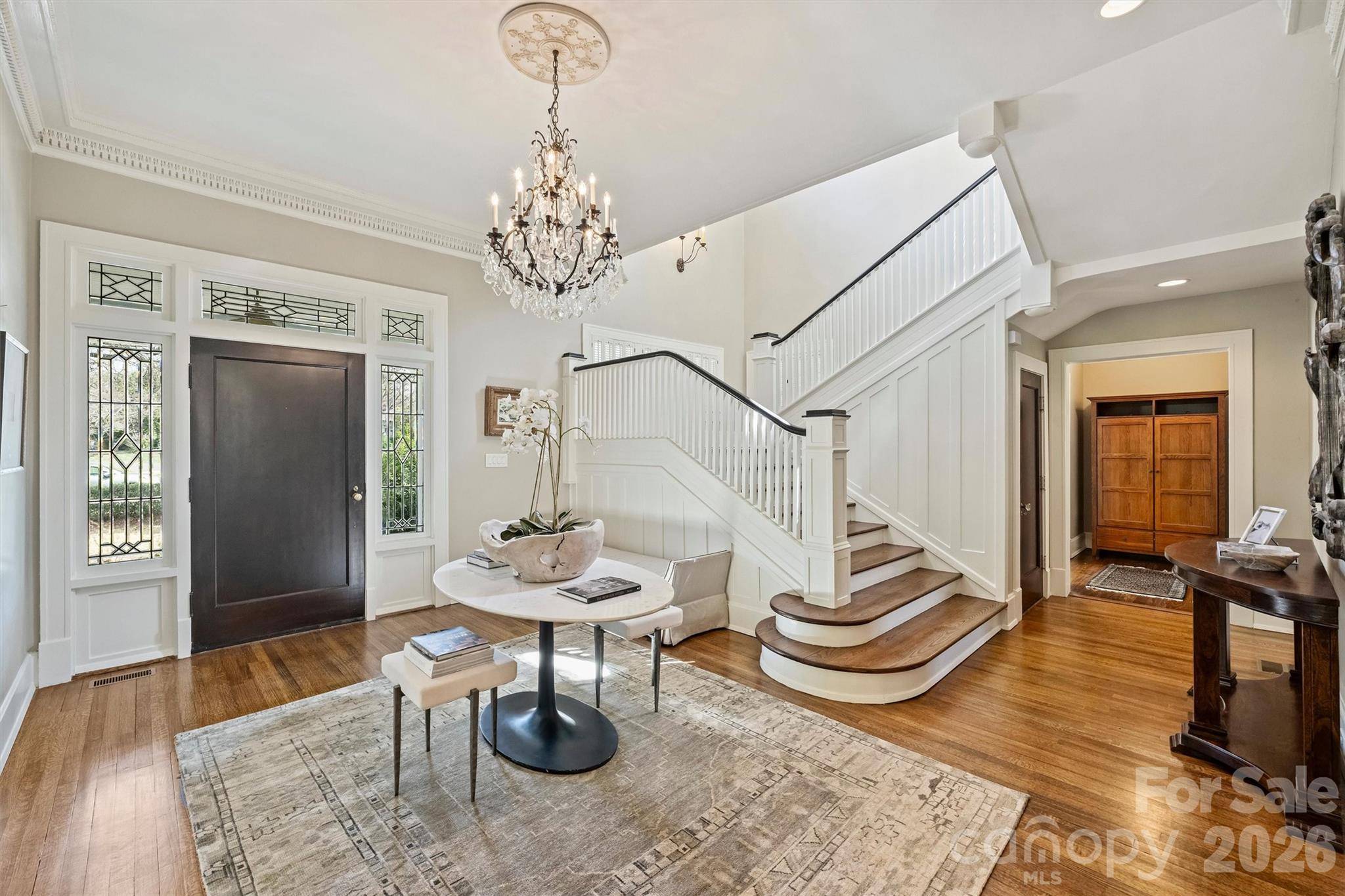 1136 Queens RD, Charlotte, NC 28207