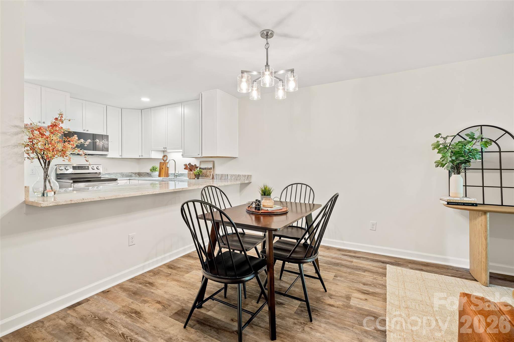 131 Colony DR, Arden, NC 28704
