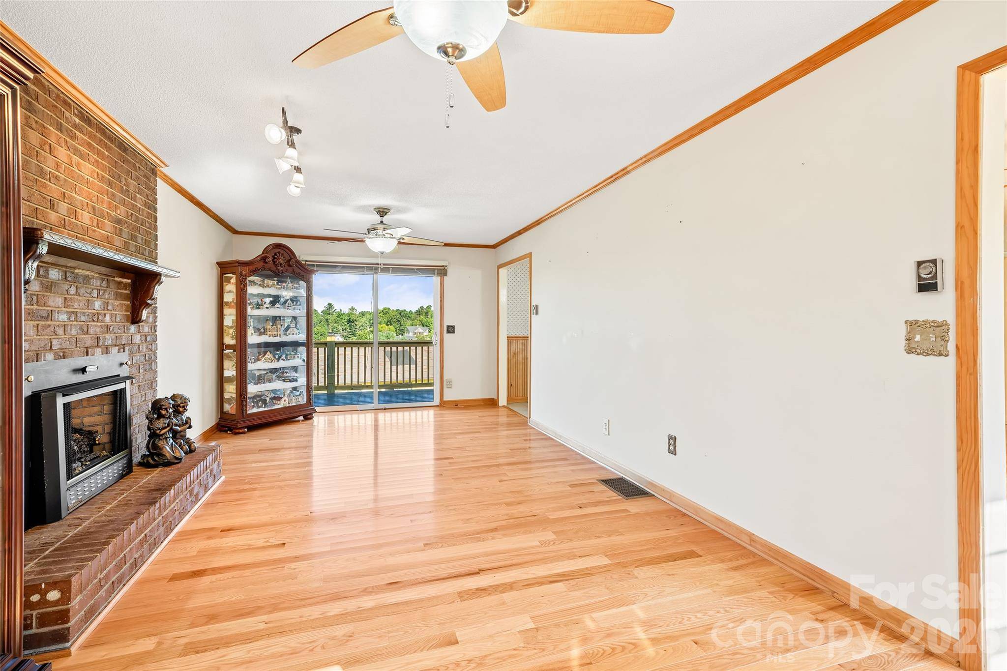 54 Terrace DR, Weaverville, NC 28787