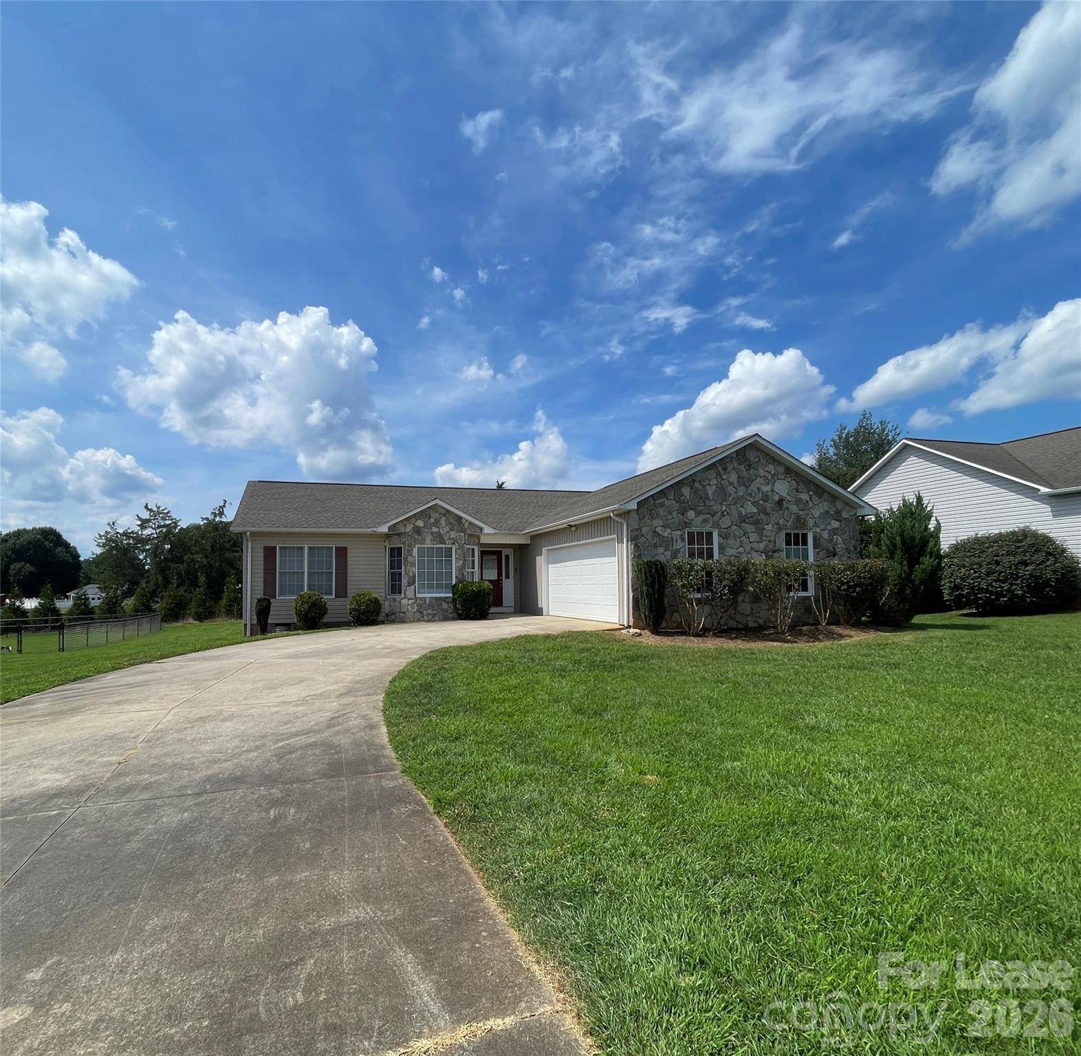 1444 Farmington Hills DR, Conover, NC 28613