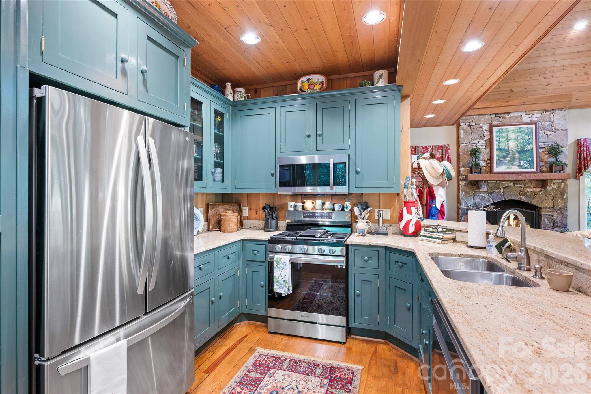 575 Seminole WAY, Lake Toxaway, NC 28747