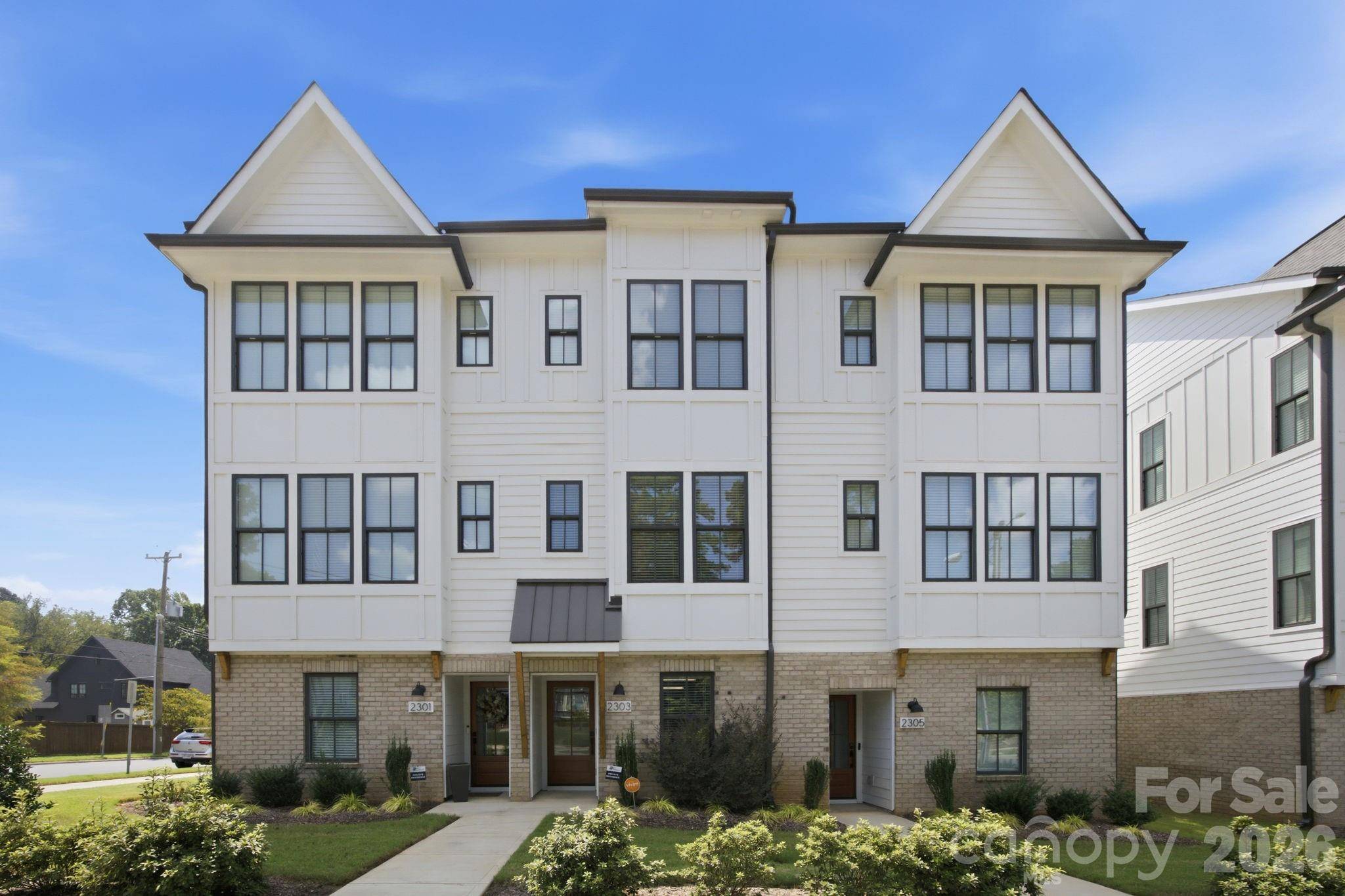 2303 Rozzelles Ferry RD, Charlotte, NC 28208
