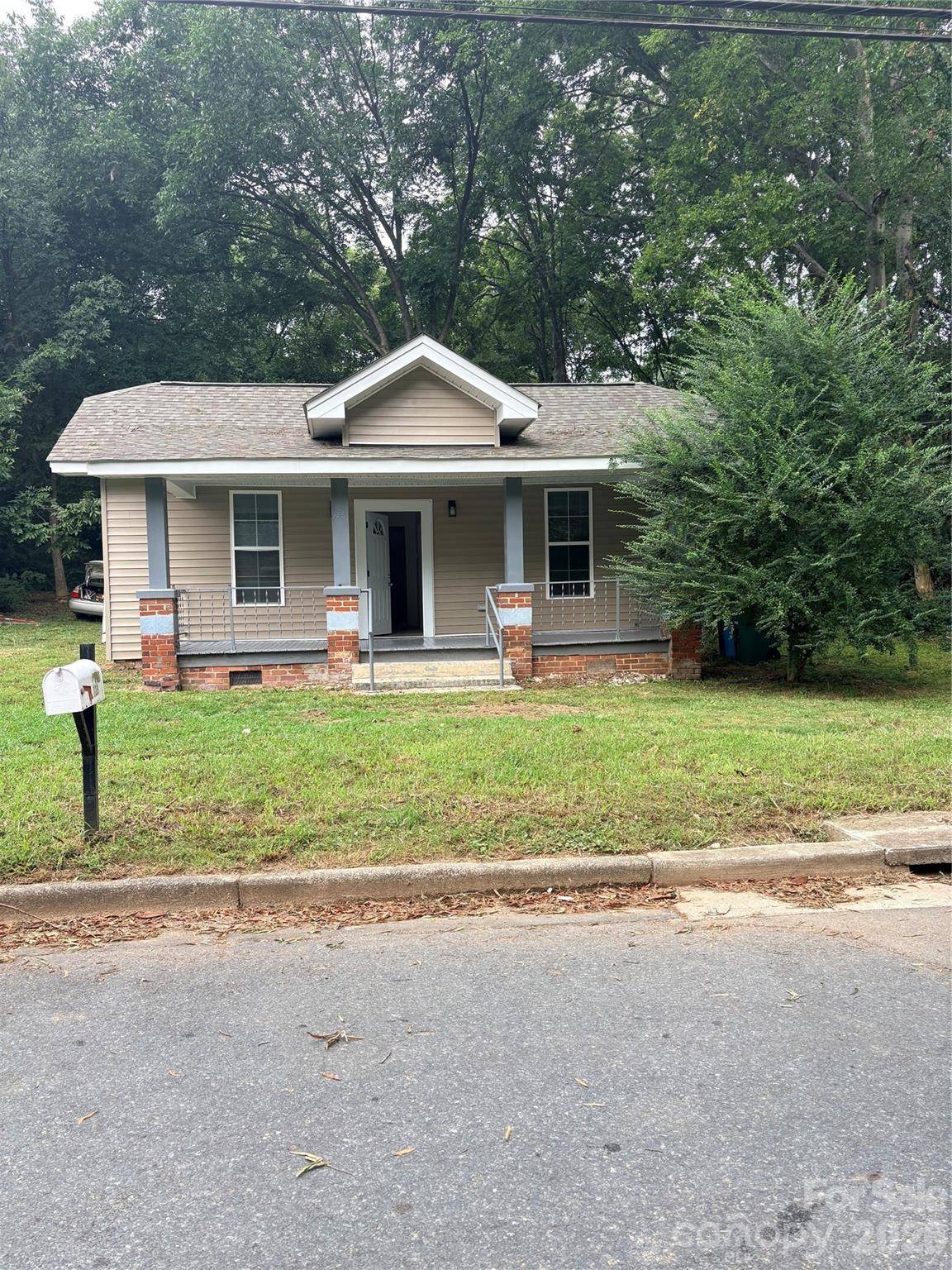 729 Austin ST, Albemarle, NC 28001