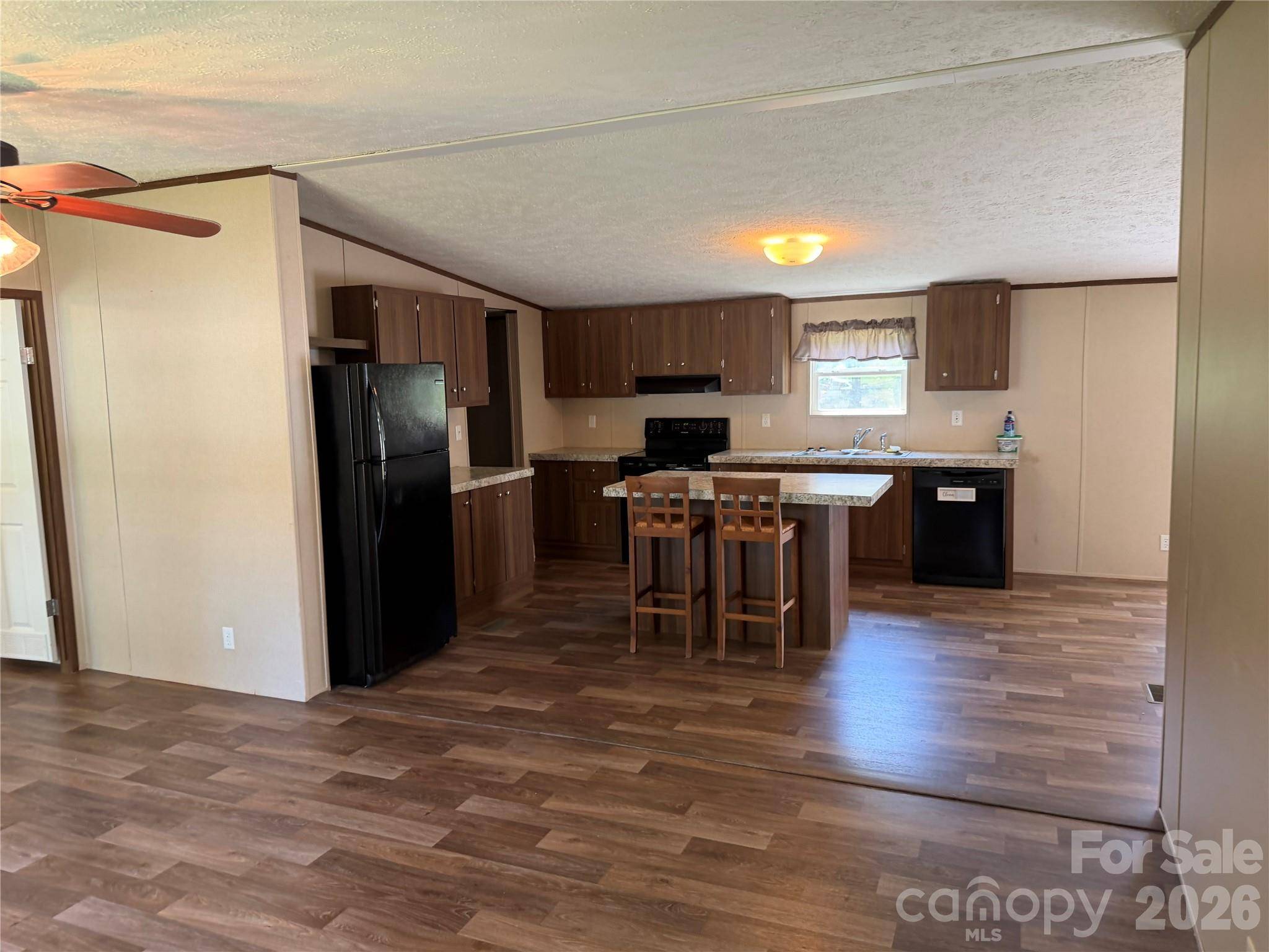 212 Mosley RD, Blacksburg, SC 29702