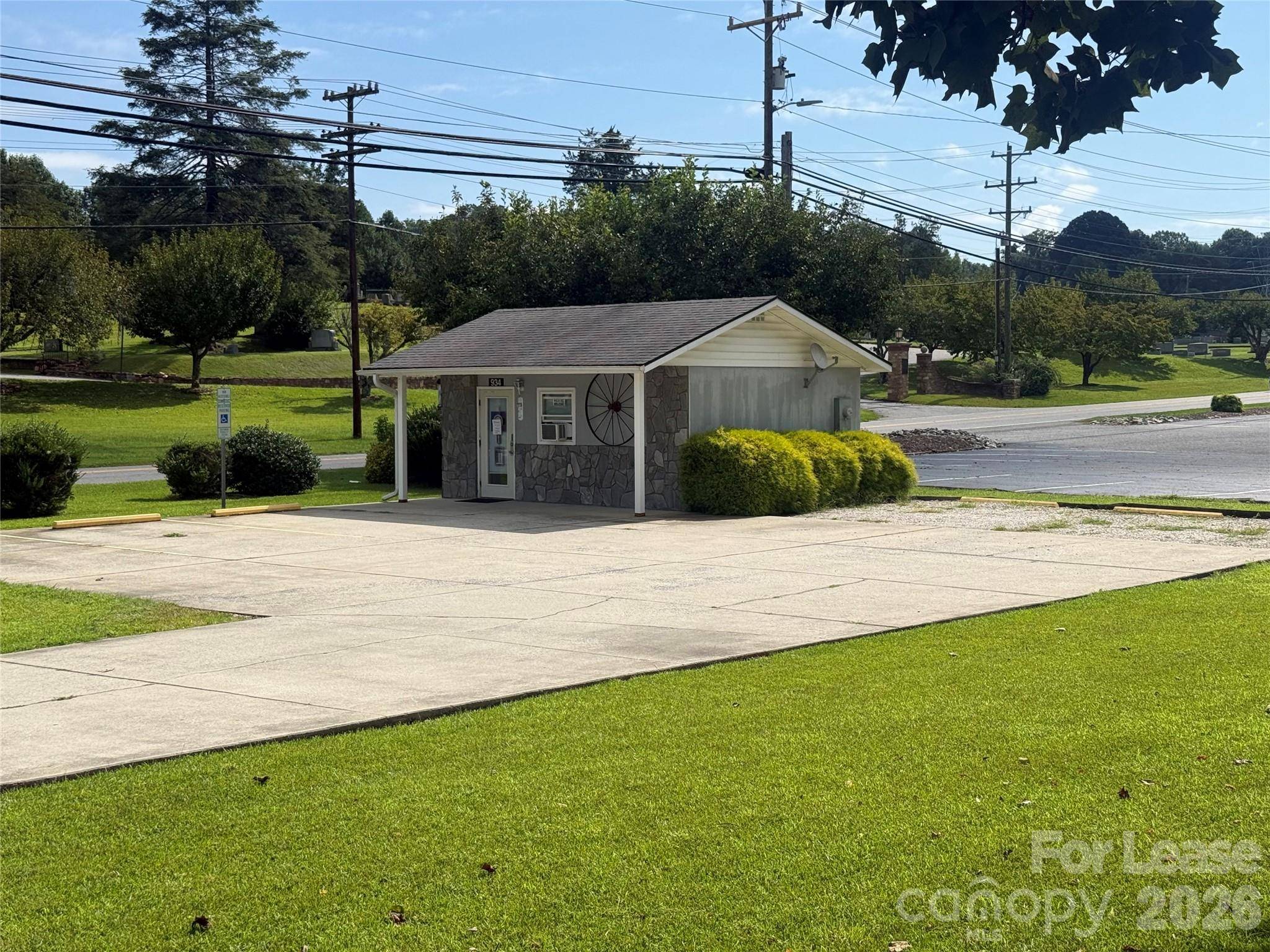 934 Rutherford RD, Marion, NC 28752