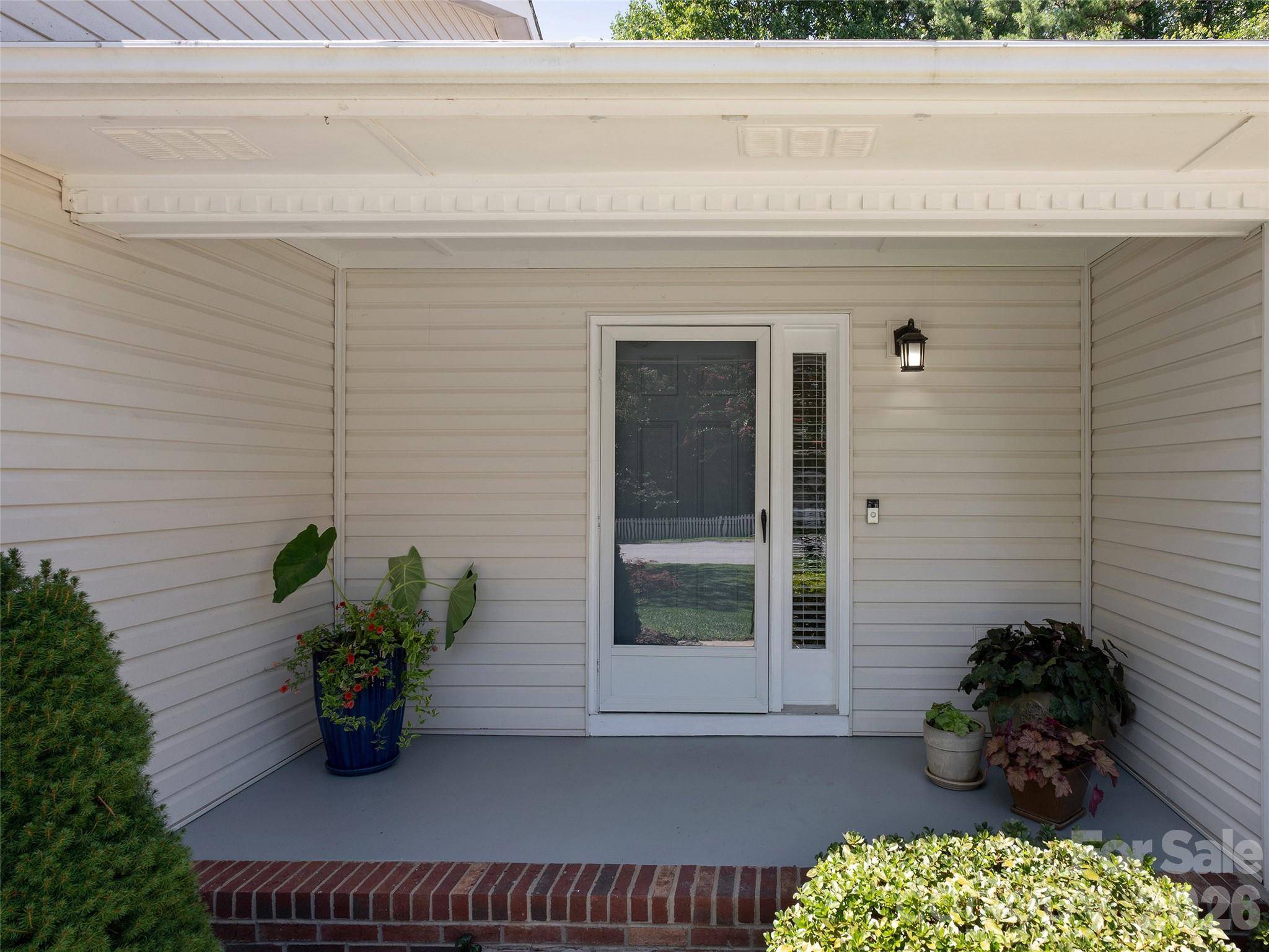 22 Southchase DR, Fletcher, NC 28732