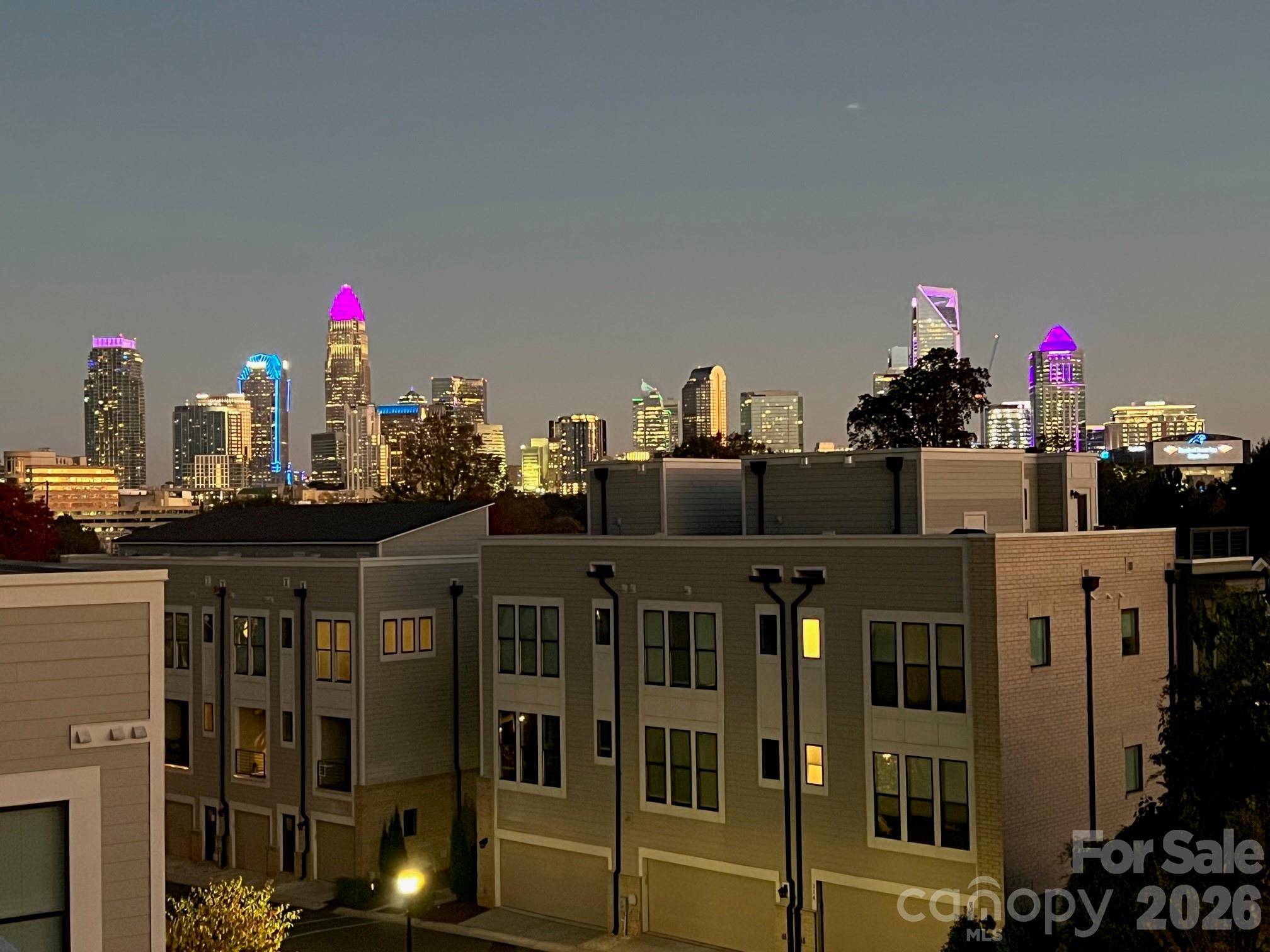 223 Uptown West DR, Charlotte, NC 28208