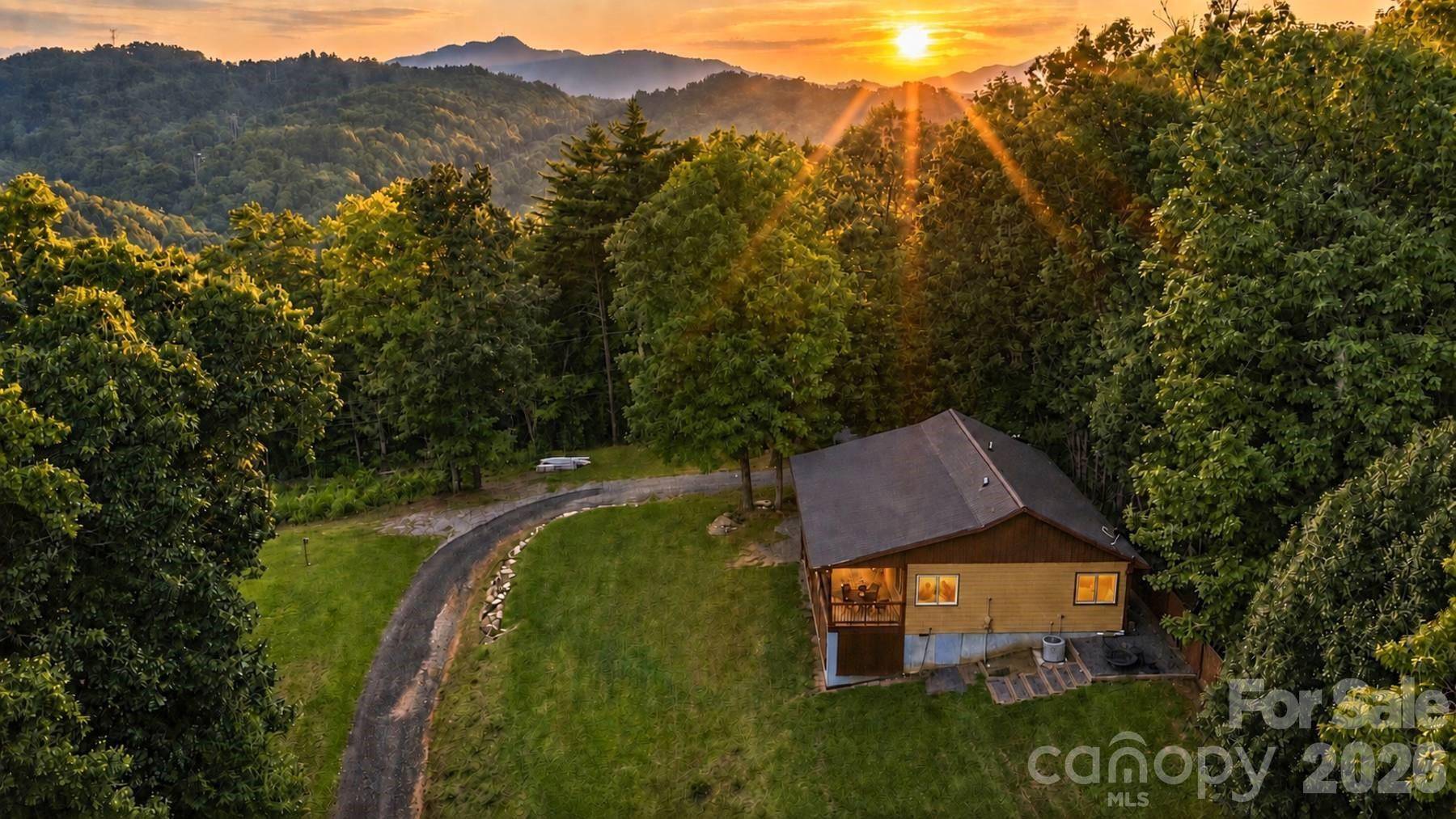 280 Green Oaks RD, Bryson City, NC 28713