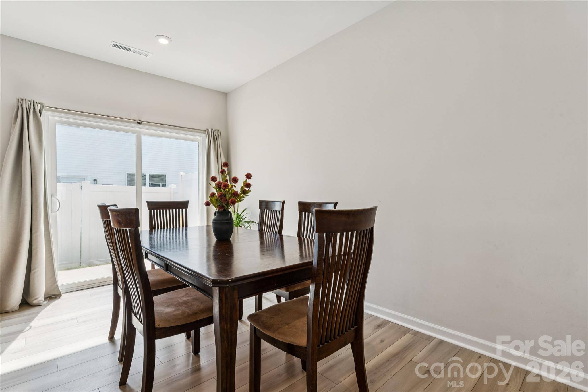 3132 Hutton Gardens LN, Charlotte, NC 28269