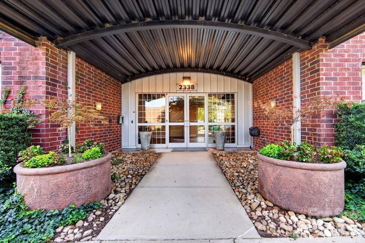 2338 Yadkin AVE #506, Charlotte, NC 28205