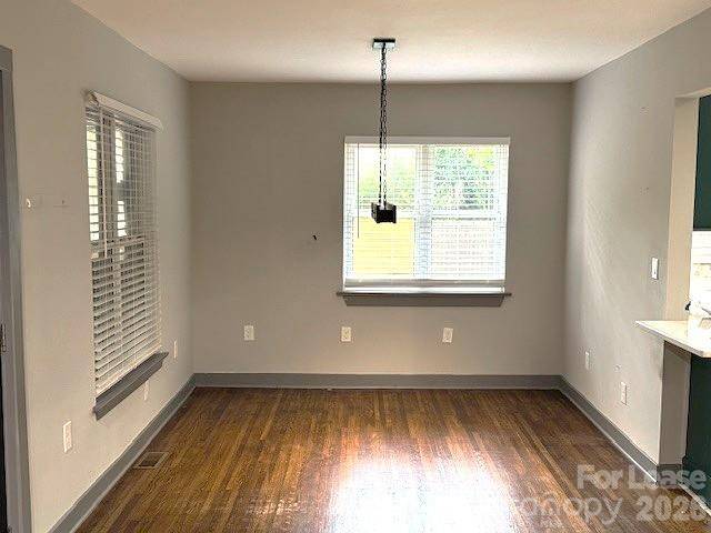 1527 Medford DR, Charlotte, NC 28205