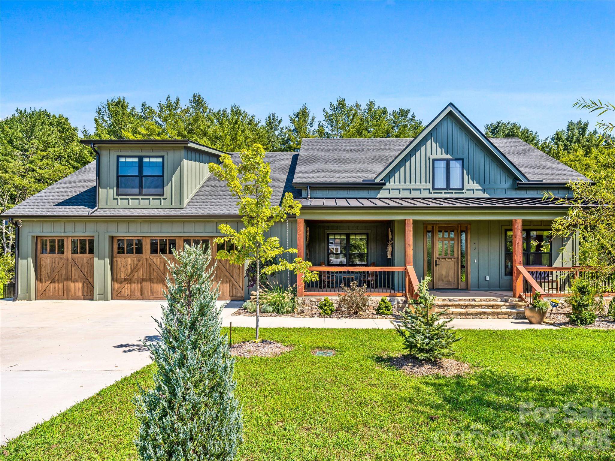43 Lucy LN, Mills River, NC 28759