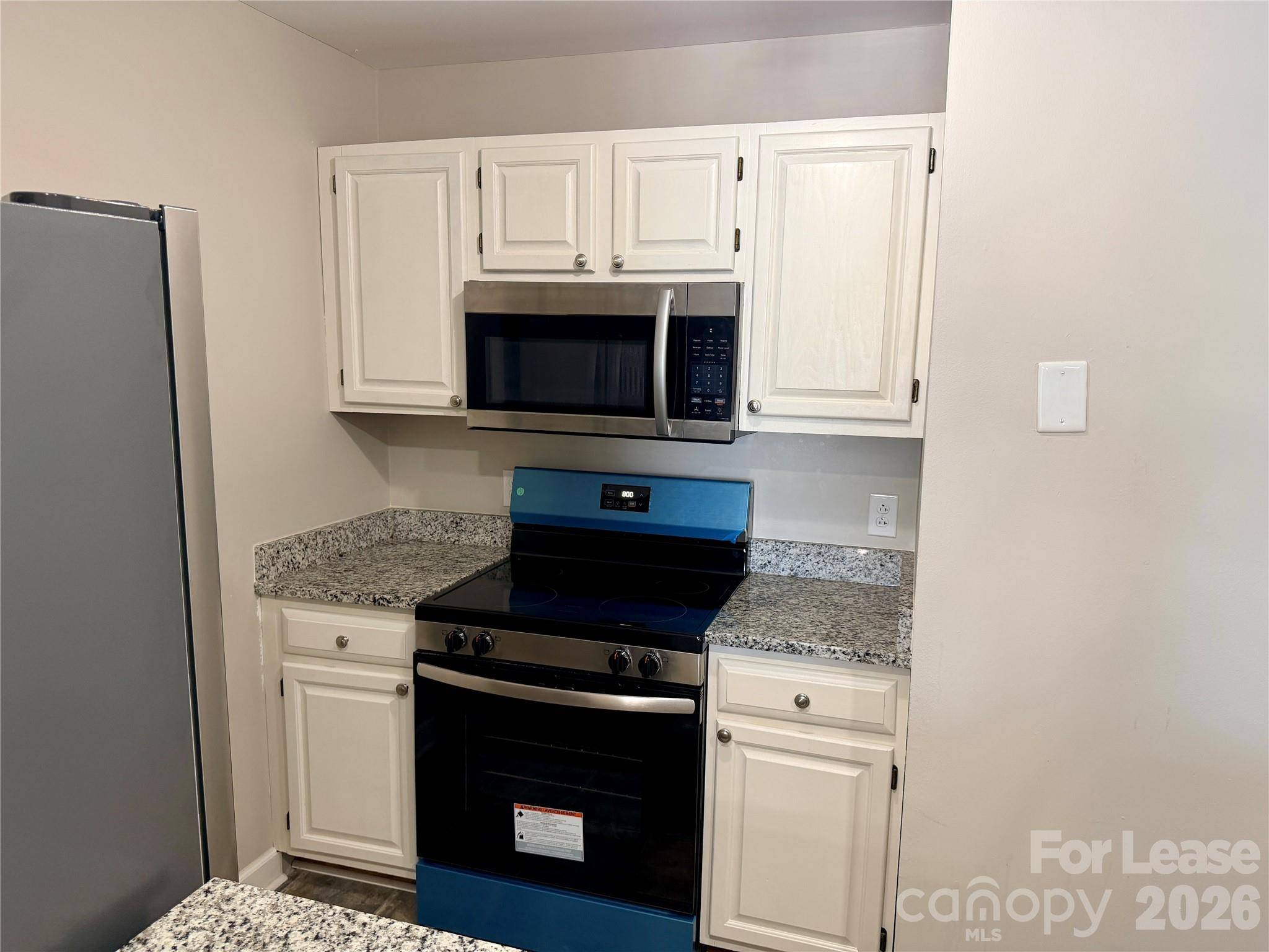 18771 Vineyard Point LN, Cornelius, NC 28031