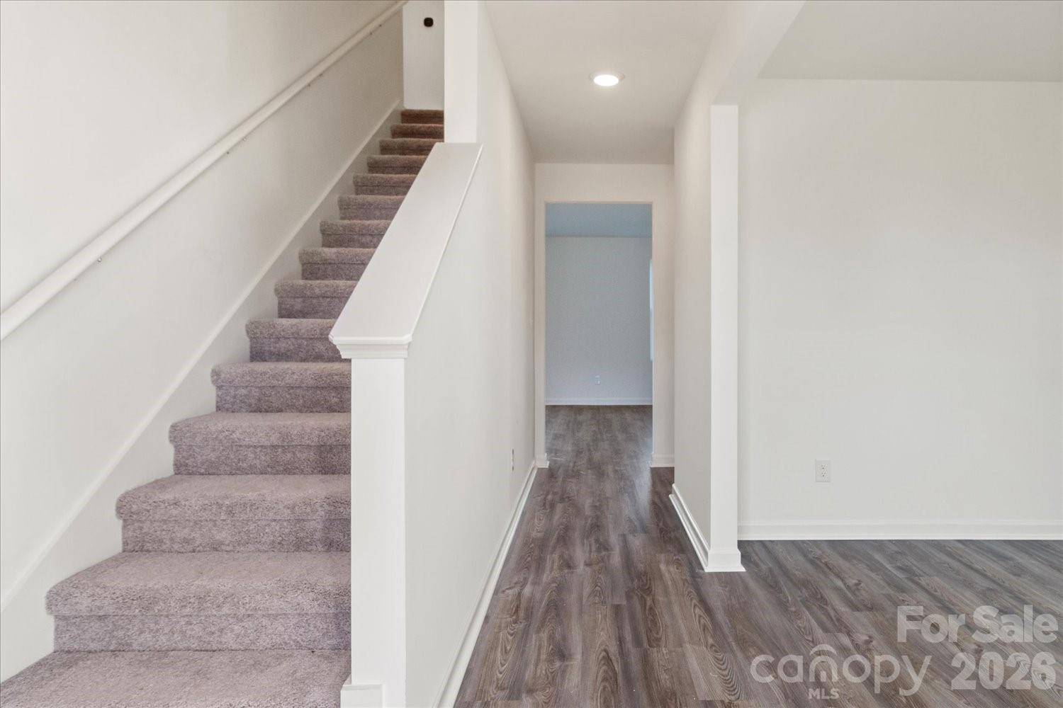 932 Kinnerton TRL, Spartanburg, SC 29301