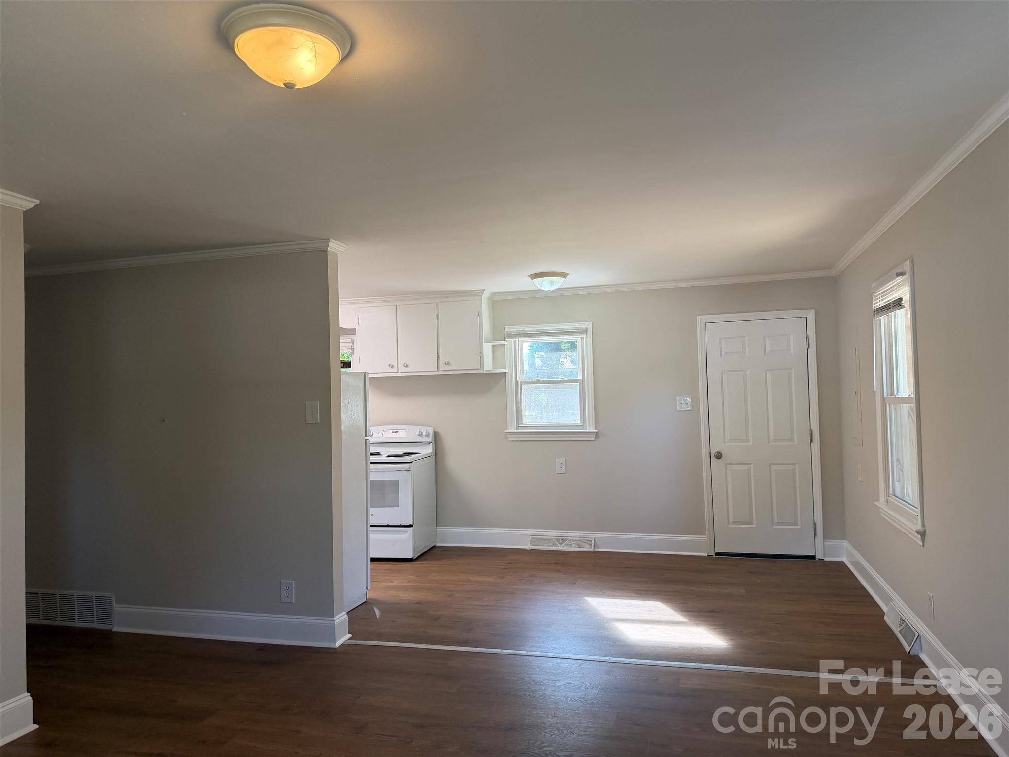 508 Eastside DR, Statesville, NC 28625