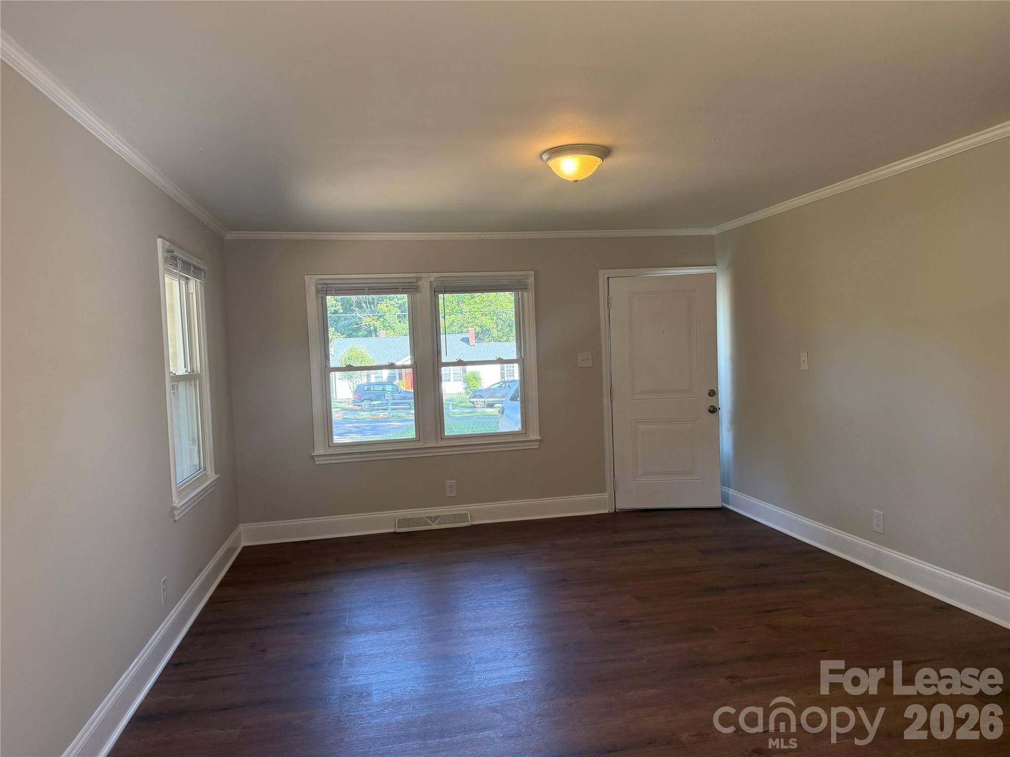 508 Eastside DR, Statesville, NC 28625