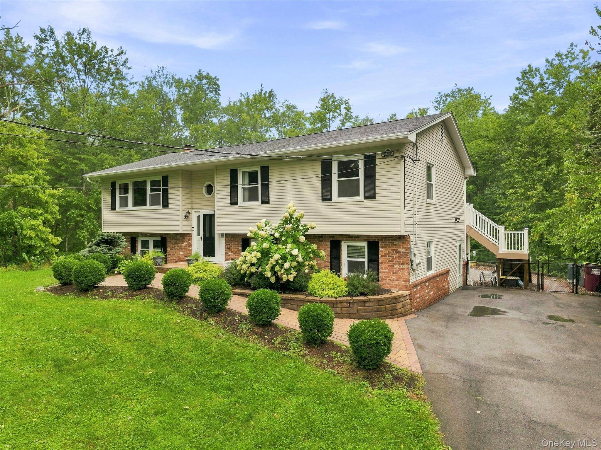193 Old Dutch Hollow RD, Monroe, NY 10950