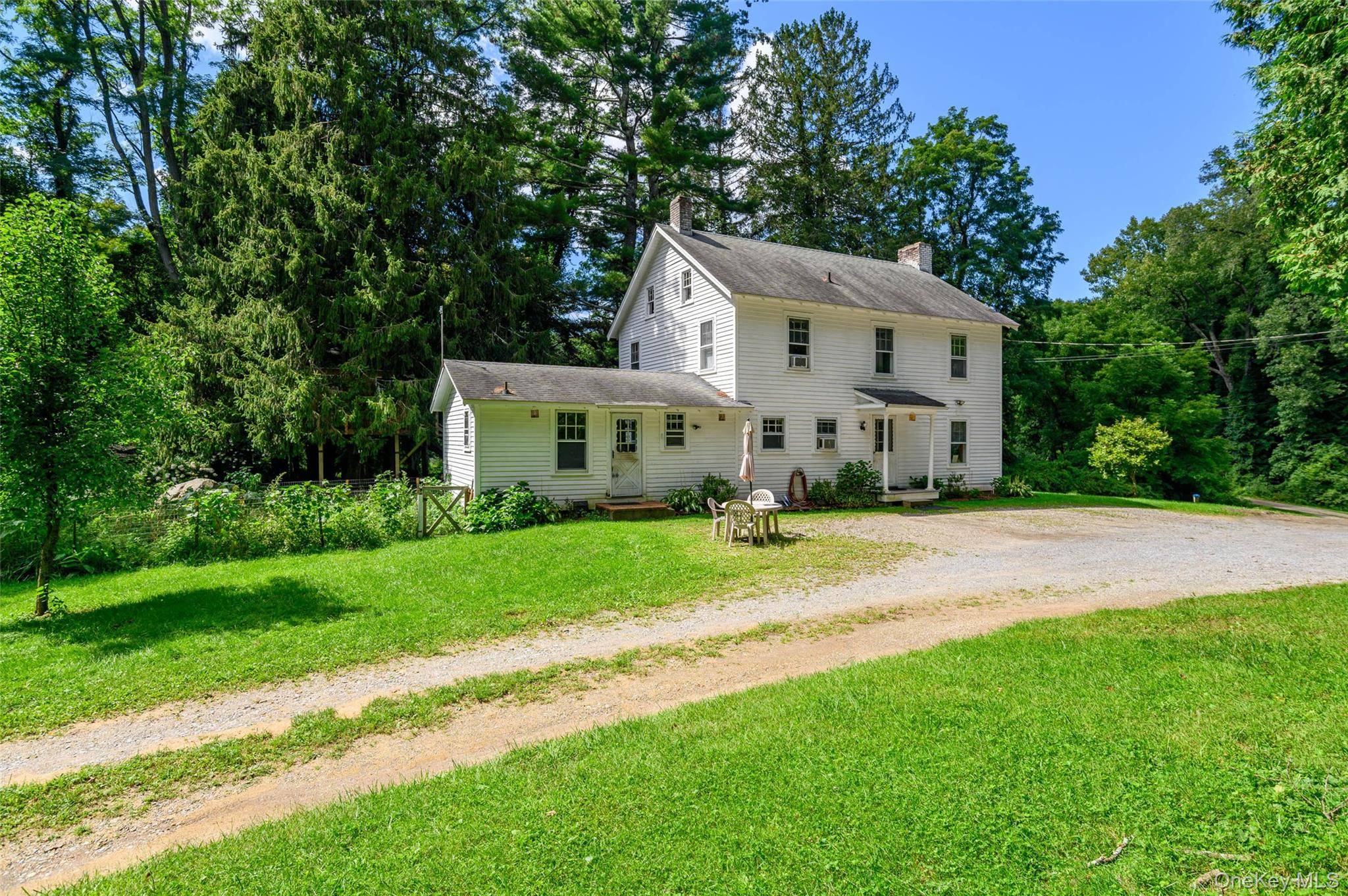264 Quaker Hill RD, Pawling, NY 12564