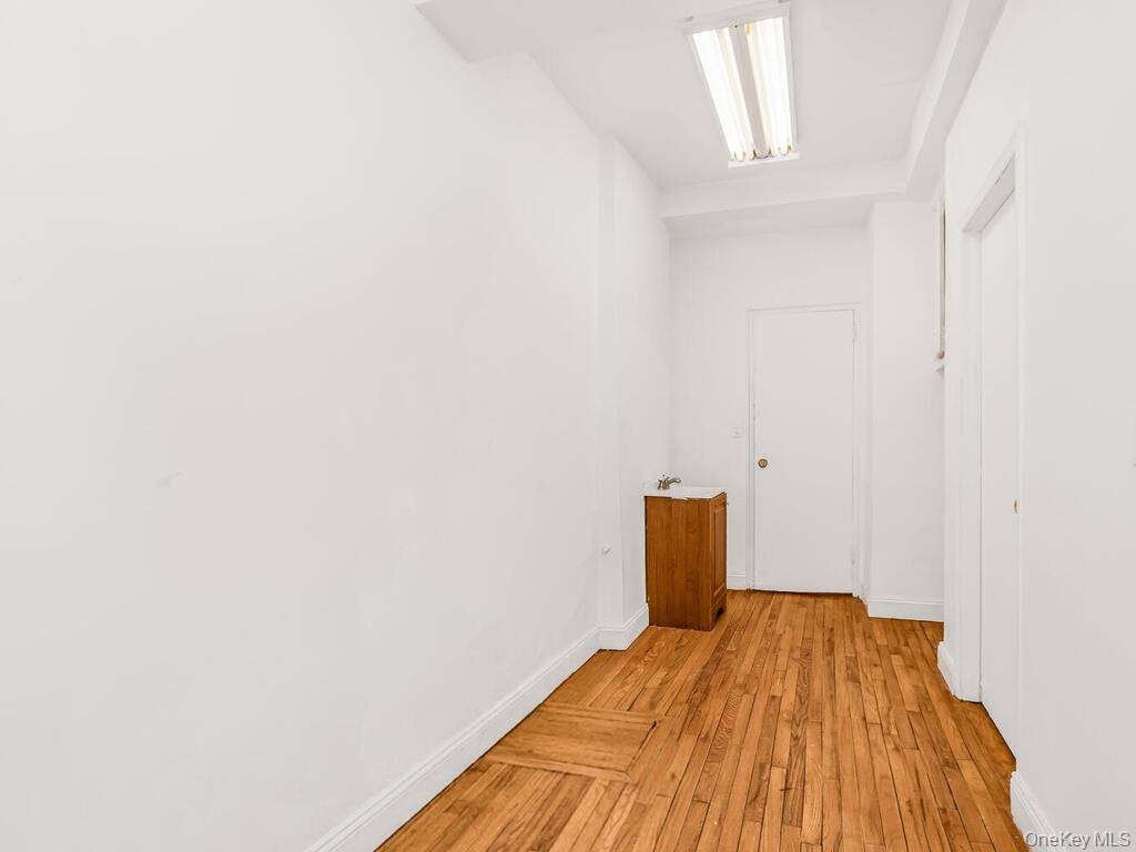 860 Grand Concourse #1i, Bronx, NY 10451