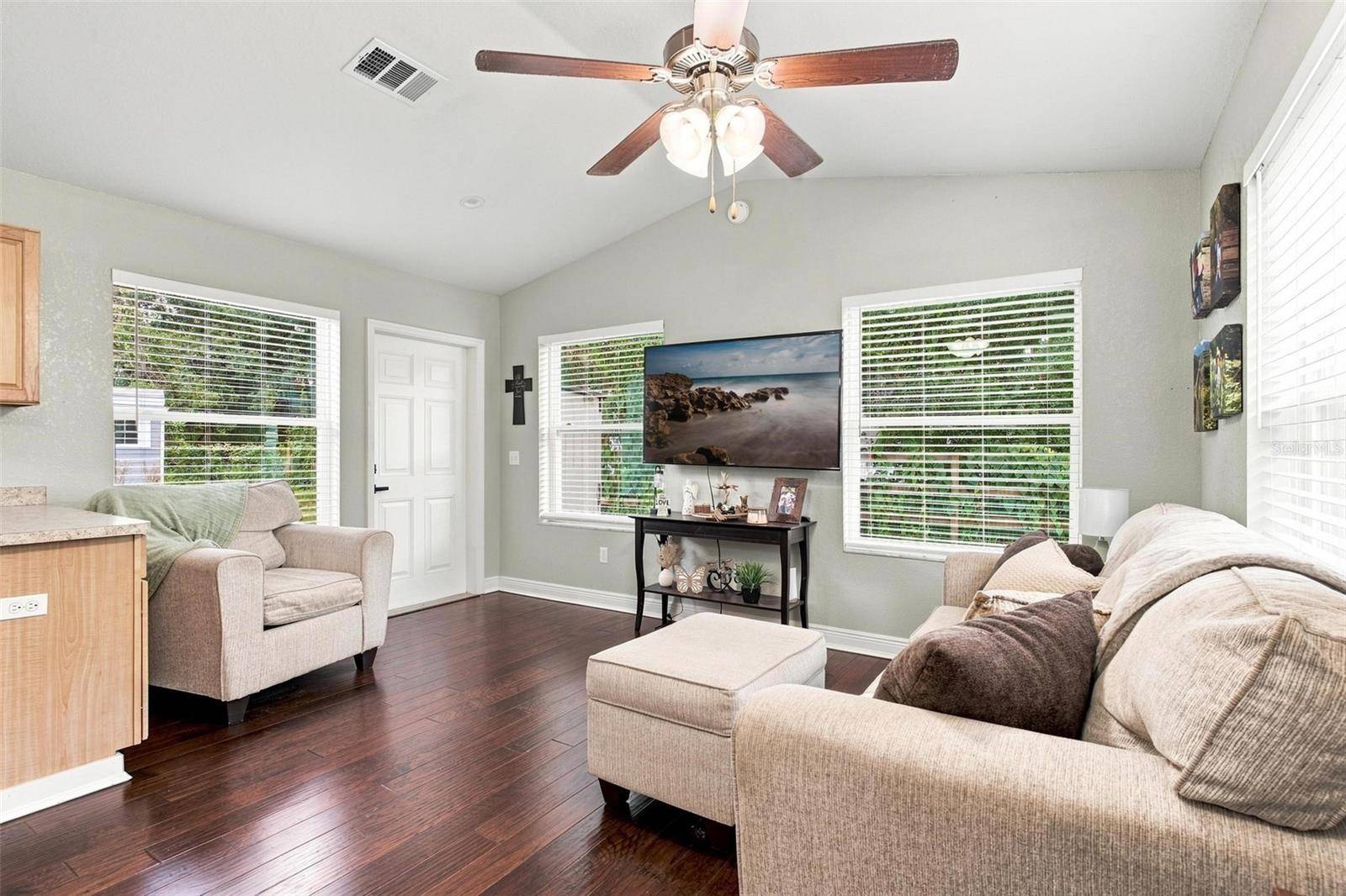 2067 SE 175TH TER, Silver Springs, FL 34488