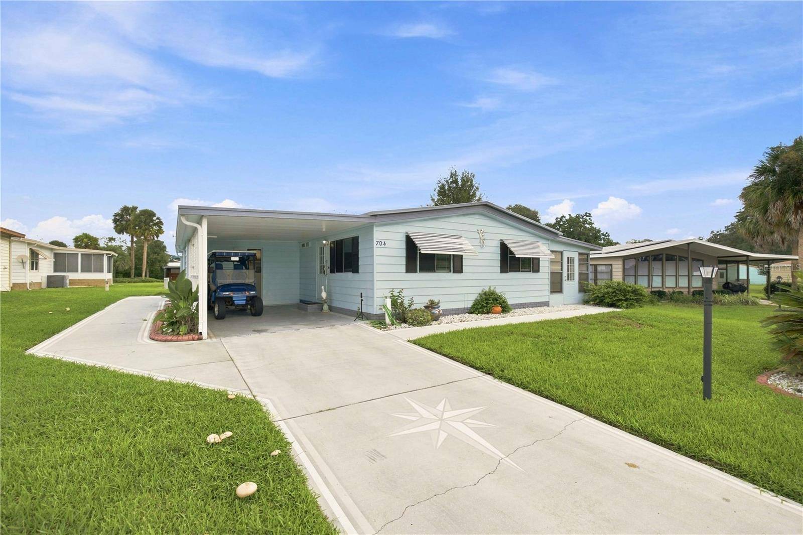704 ROSEAPPLE AVE, Lady Lake, FL 32159