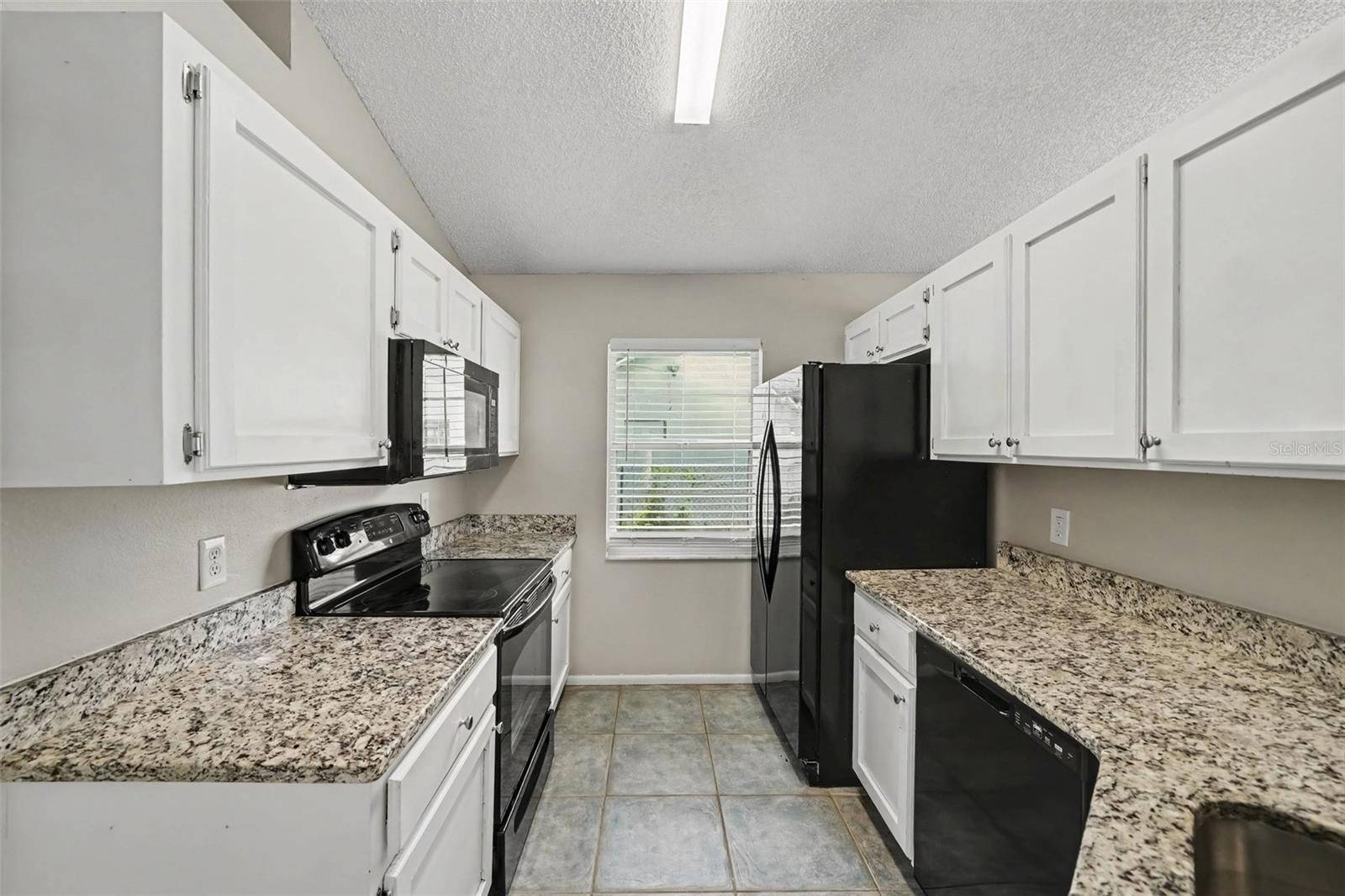 1533 CYPRESS WOODS CIR, St Cloud, FL 34772