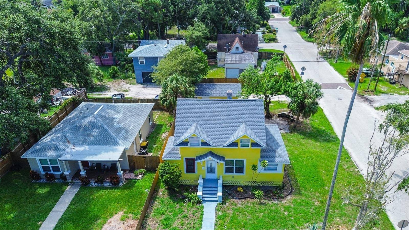 1438 10TH AVE S, St Petersburg, FL 33705