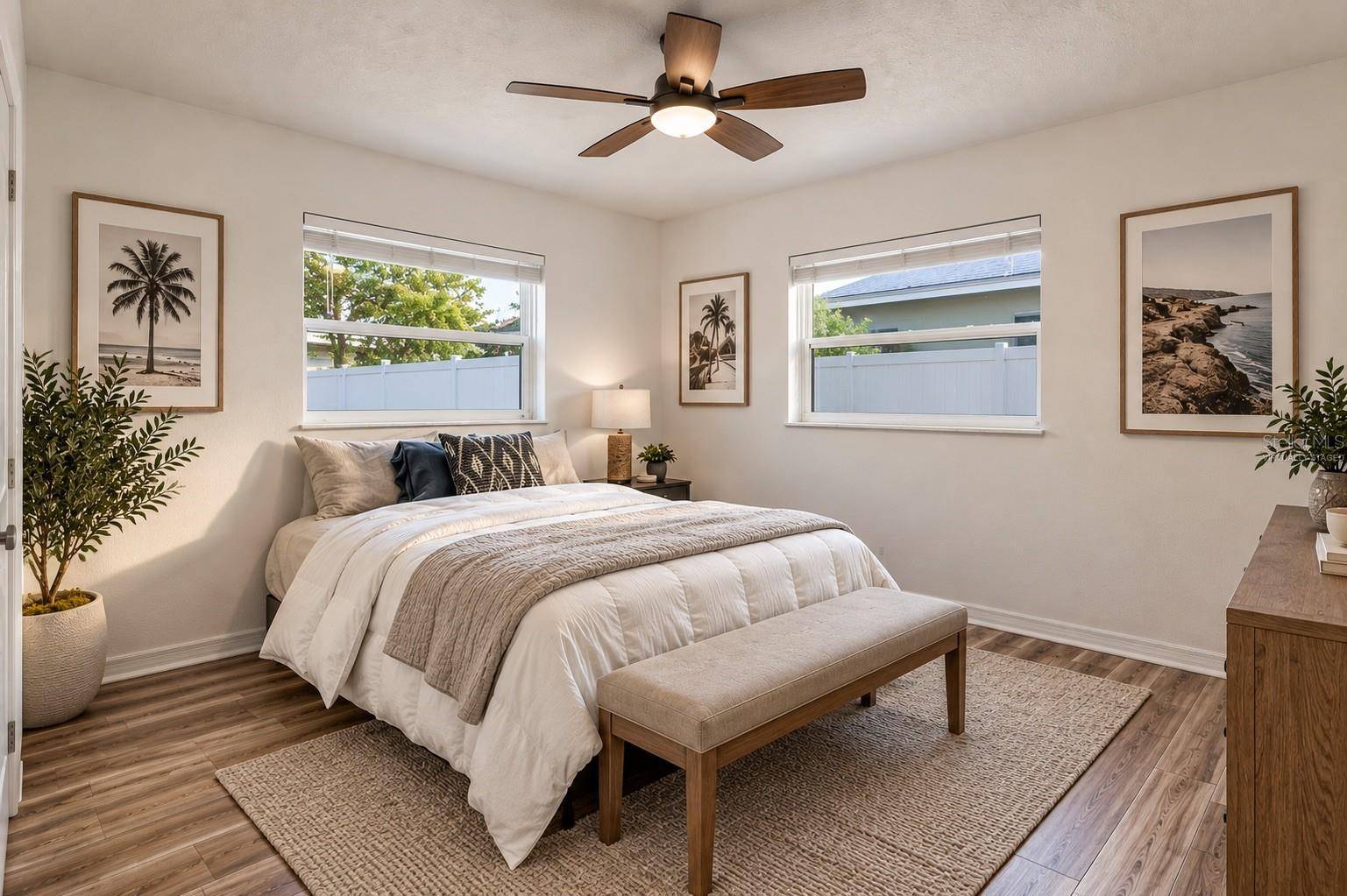 2172 UNIVERSITY DR S, Clearwater, FL 33764