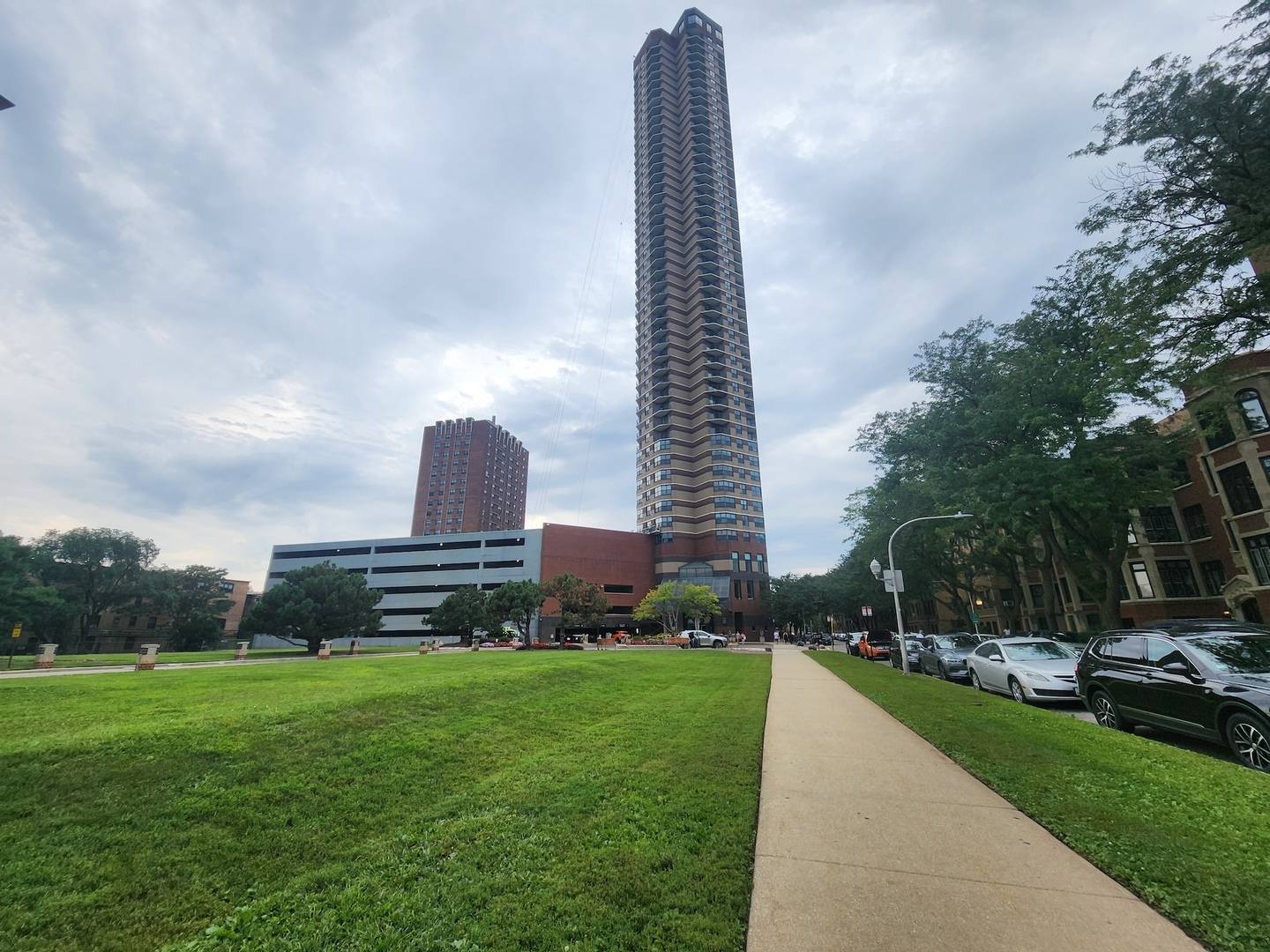 3660 N Lake Shore DR #1105, Chicago, IL 60613