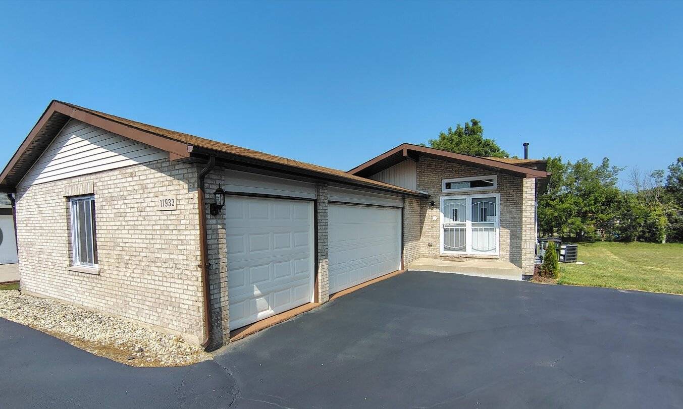 17933 Kedzie AVE, Hazel Crest, IL 60429
