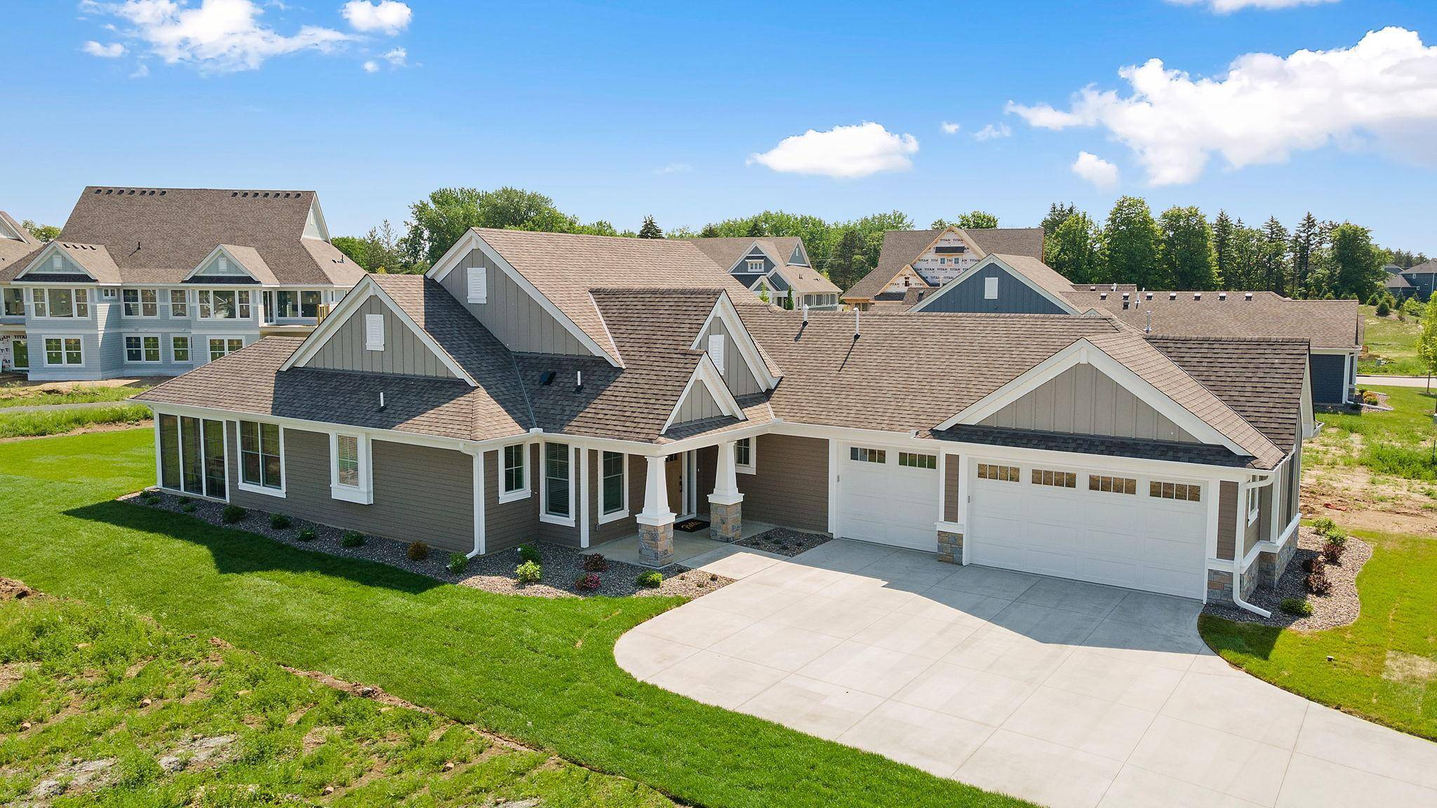 116 Spring Farm RD, North Oaks, MN 55127