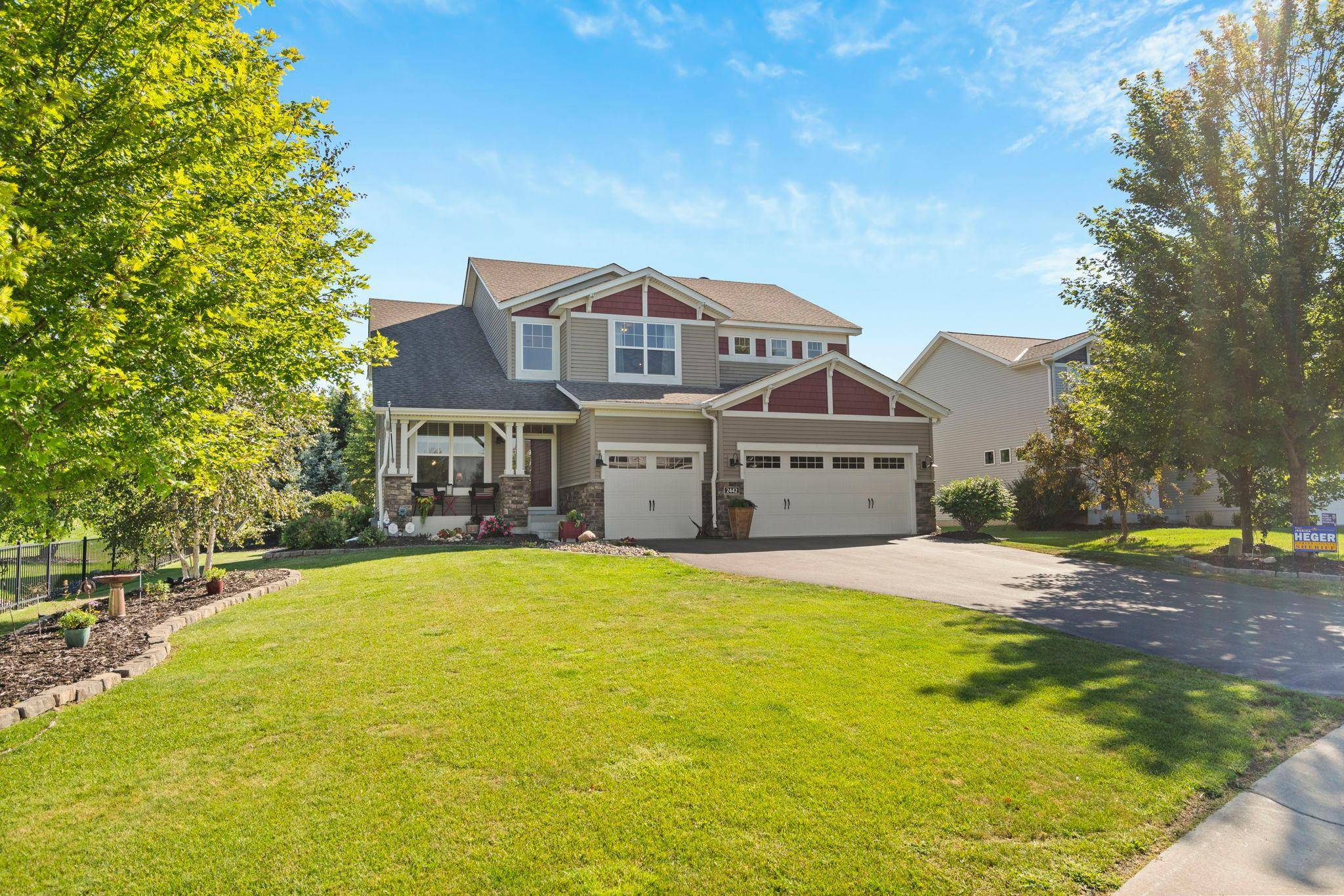 2442 Lacy LN, Victoria, MN 55386