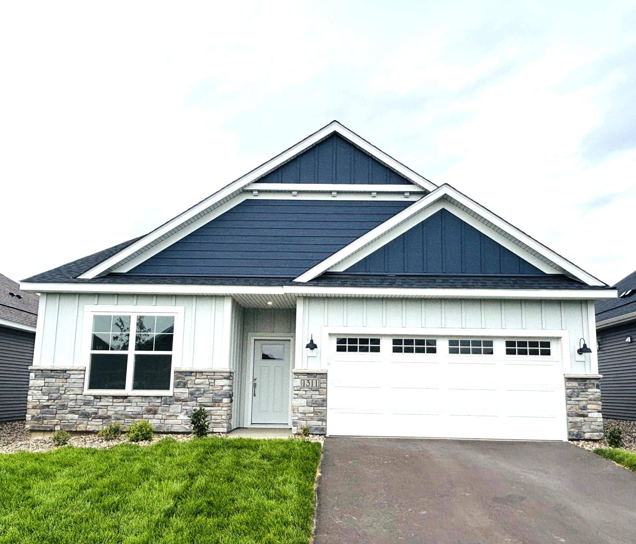 1311 149th ST W, Rosemount, MN 55068