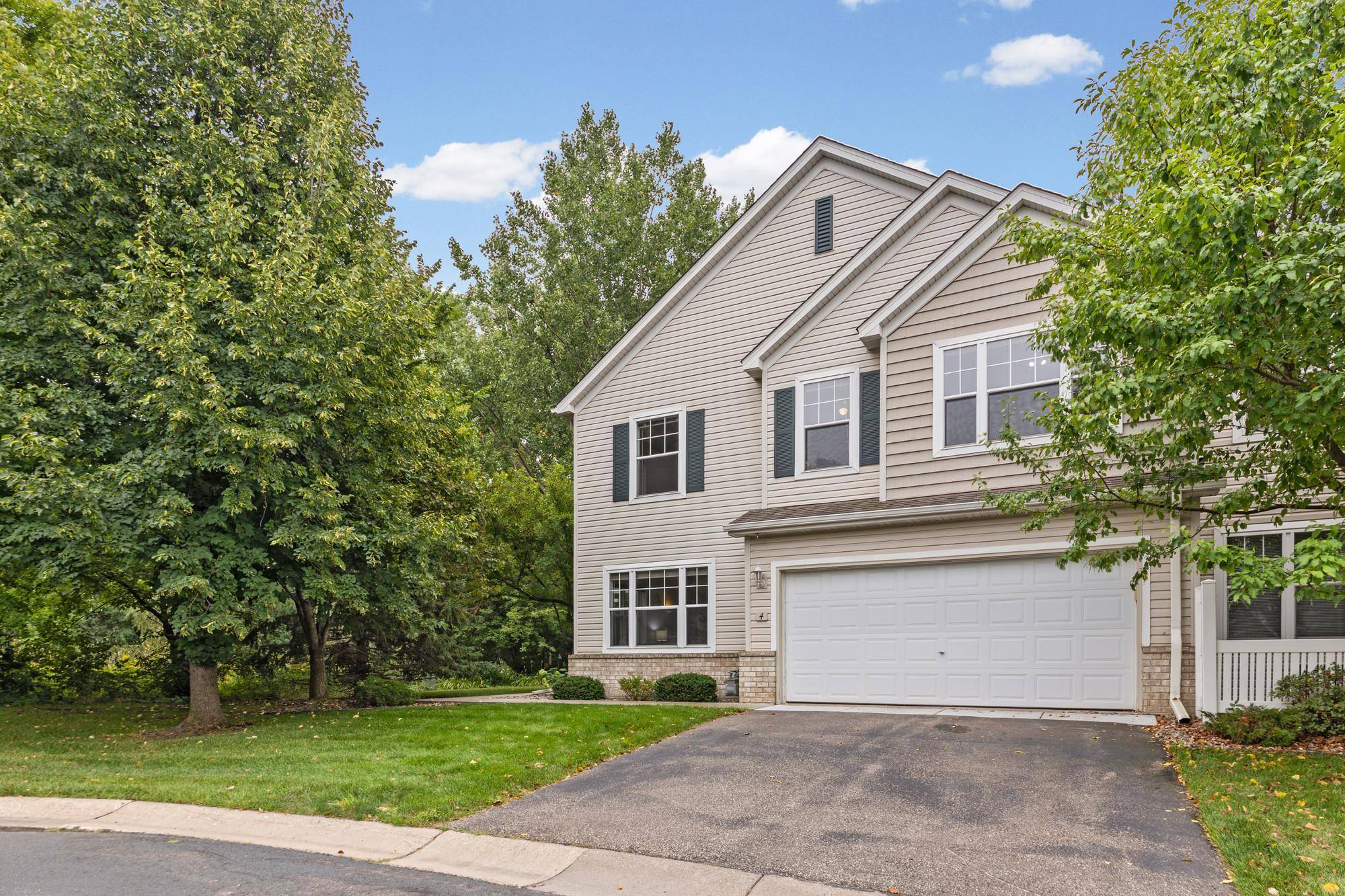 5020 Holly LN N #4, Plymouth, MN 55446