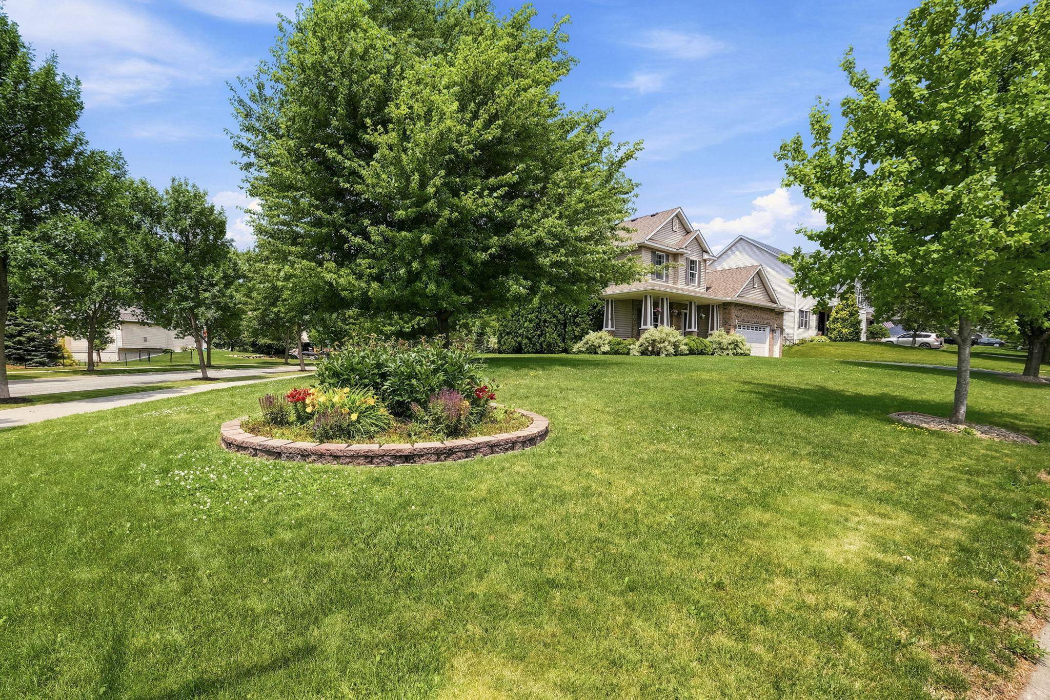 3985 Games DR, Minnetrista, MN 55375