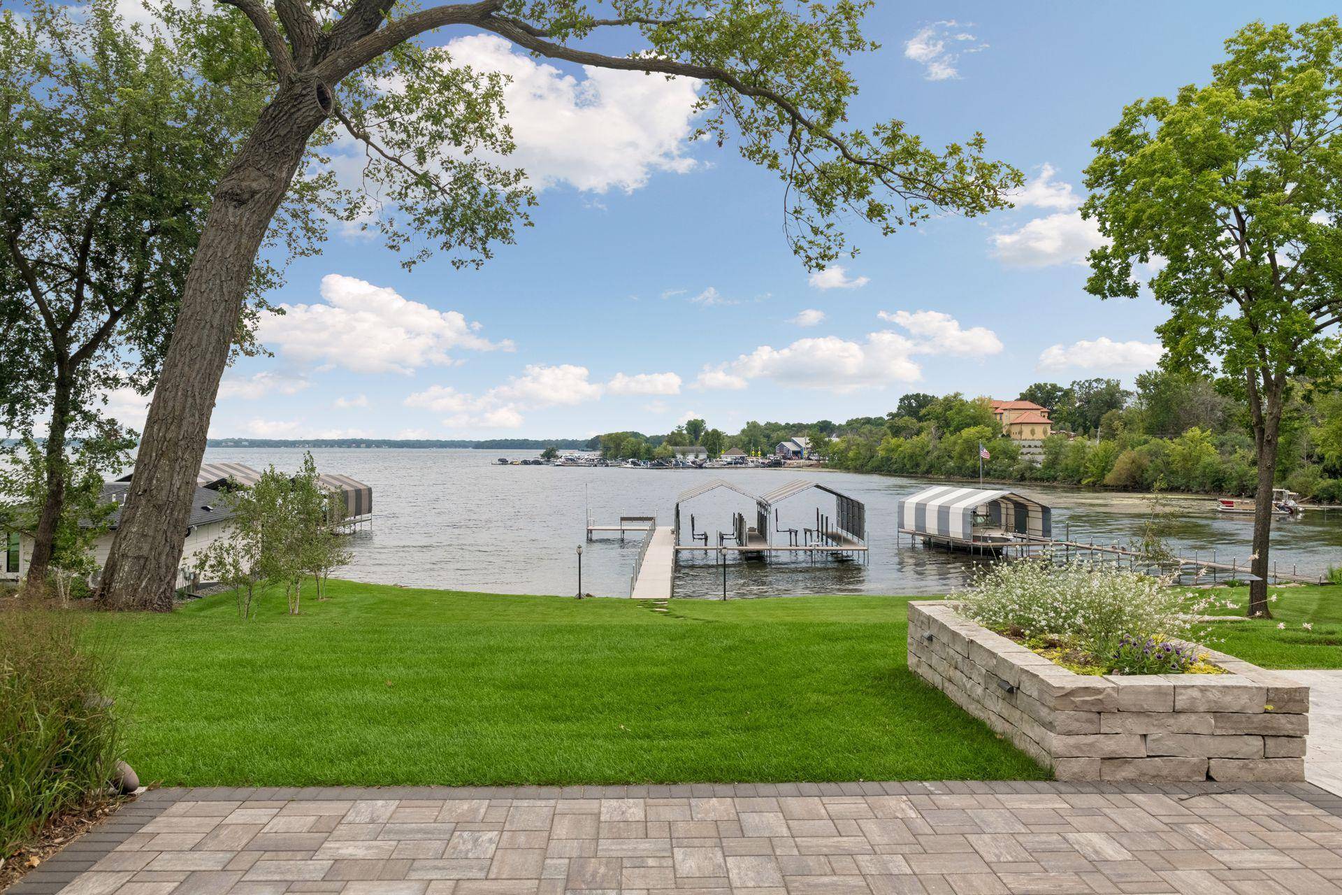 1397 Orono LN, Wayzata, MN 55391